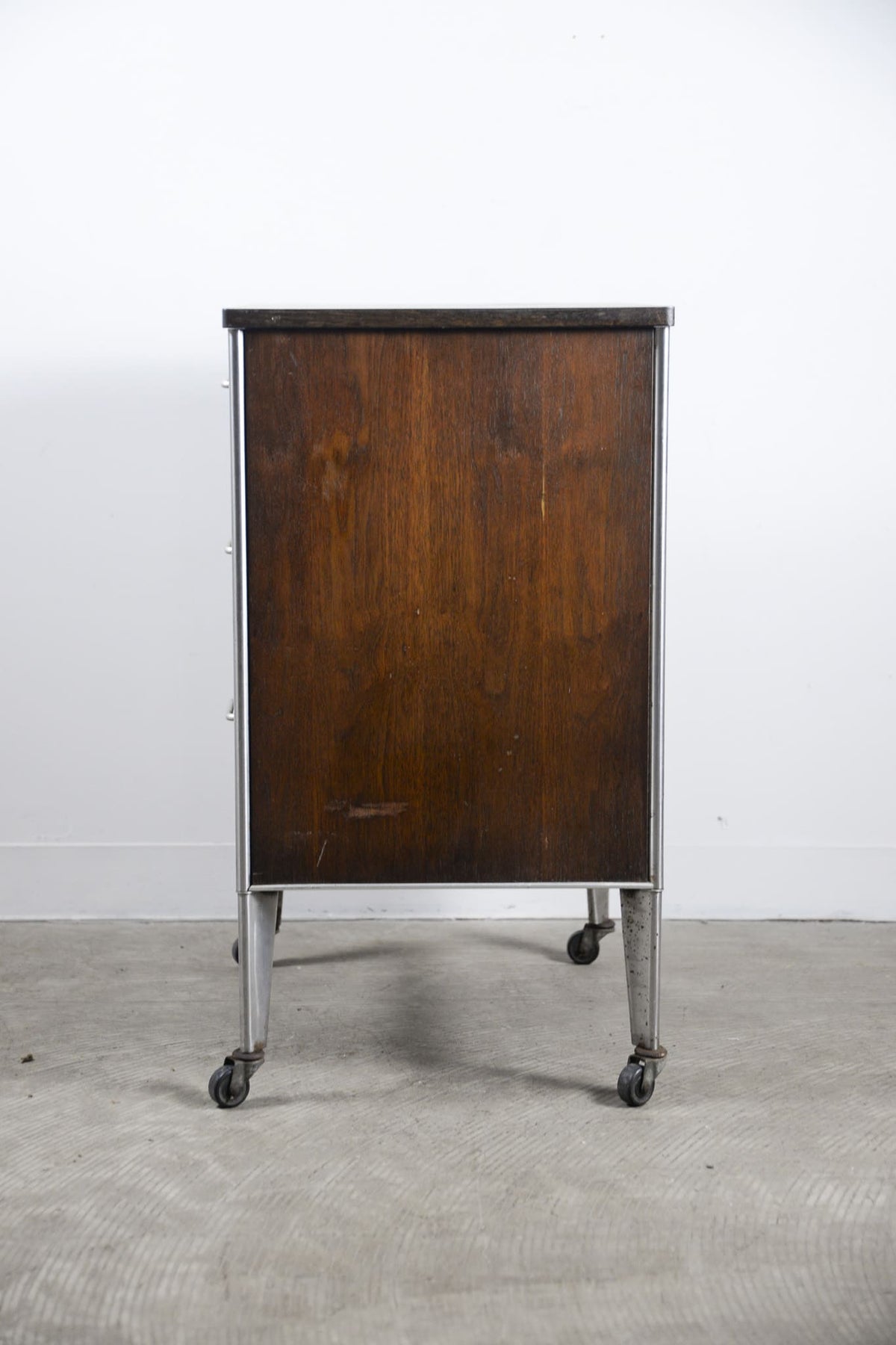 Medical Cabinet by Raymond Loewy for Hill-Rom / レイモンド・ローウィ ヒルロム社 メディカルキャビネット
