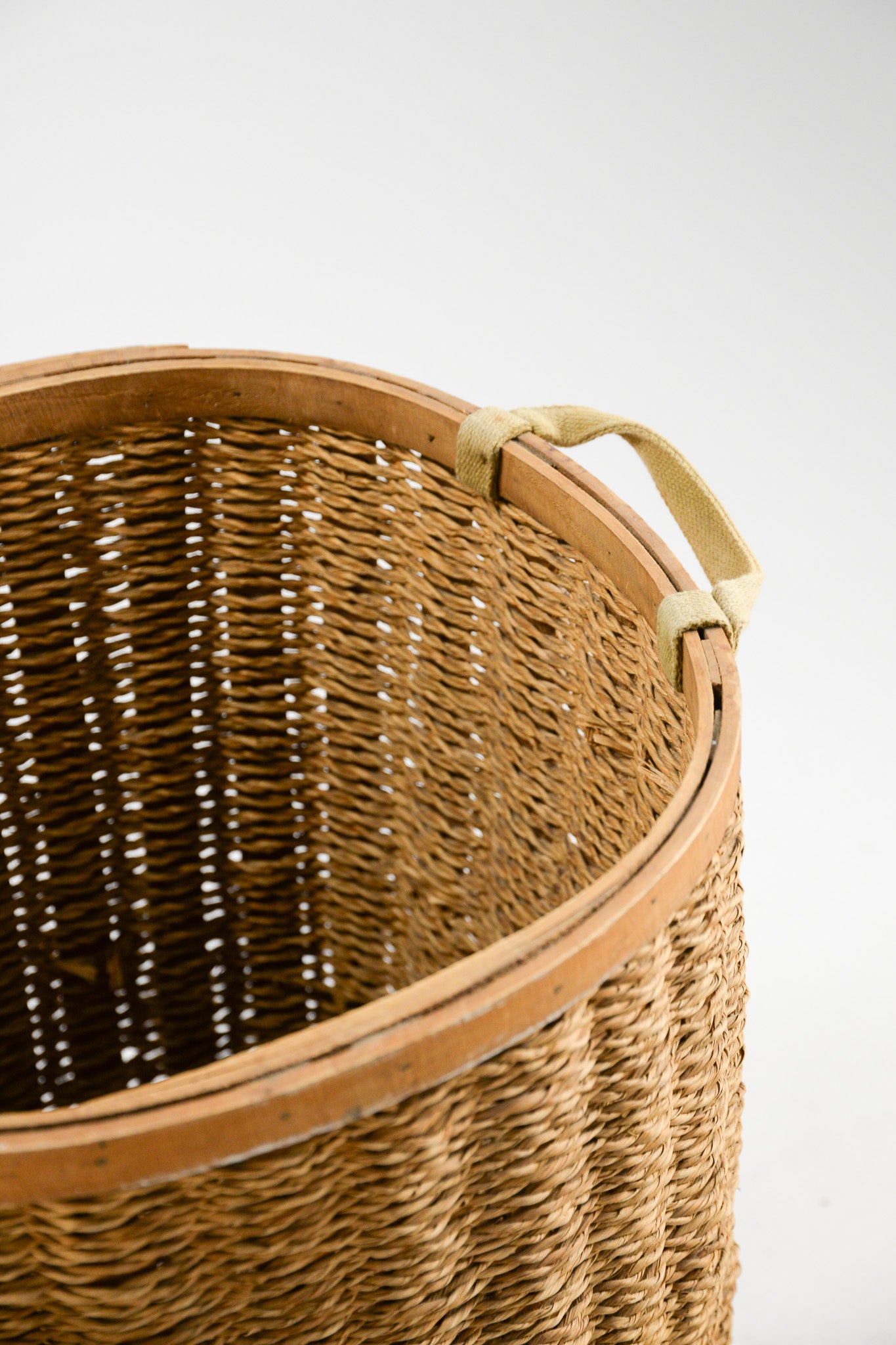 Woven Orchard Basket with Harvie's Orchards Lid / ハービーズ・オーチャードバスケット