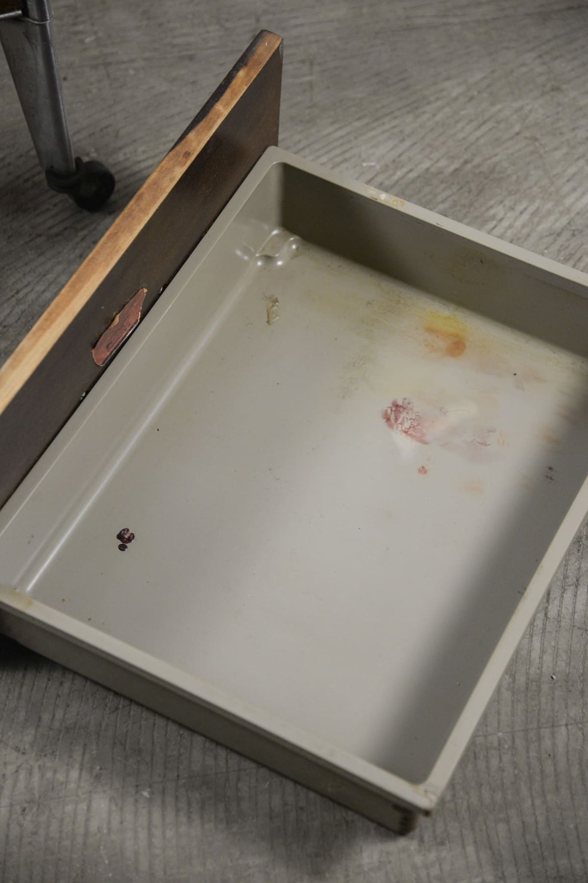 Medical Cabinet by Raymond Loewy for Hill-Rom / レイモンド・ローウィ ヒルロム社 メディカルキャビネット