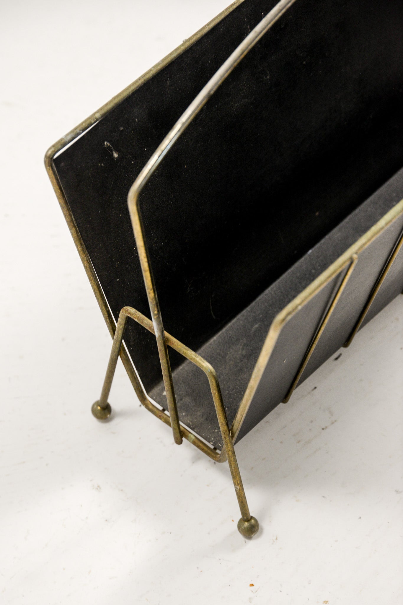 Metal Magazine Rack / メタル マガジンラック