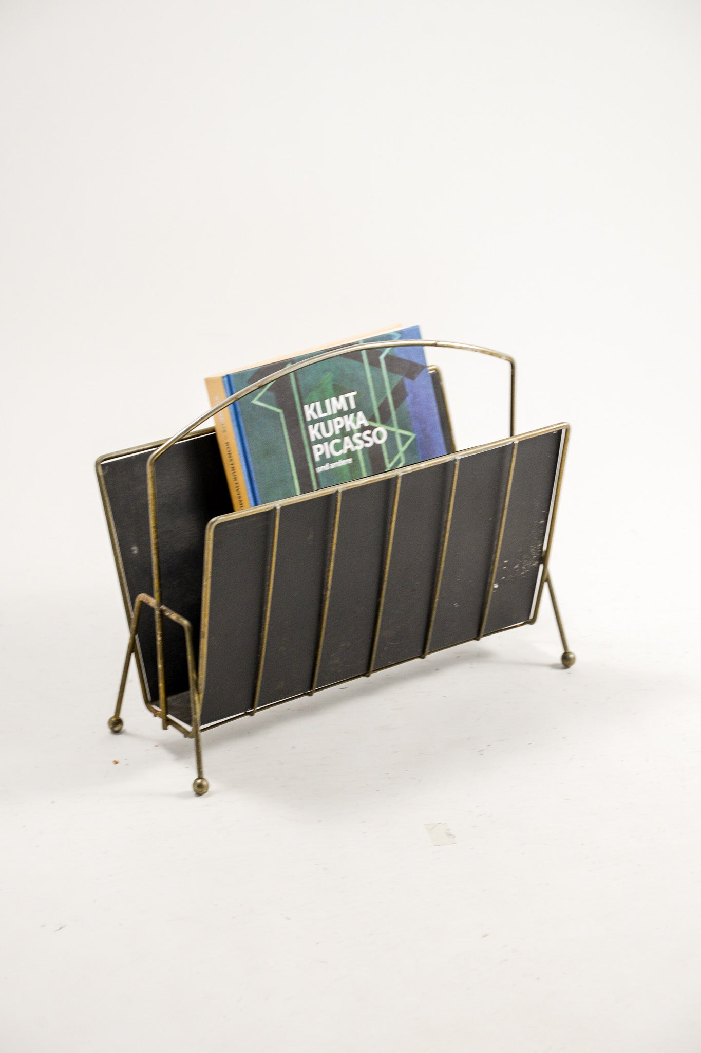 Metal Magazine Rack / メタル マガジンラック