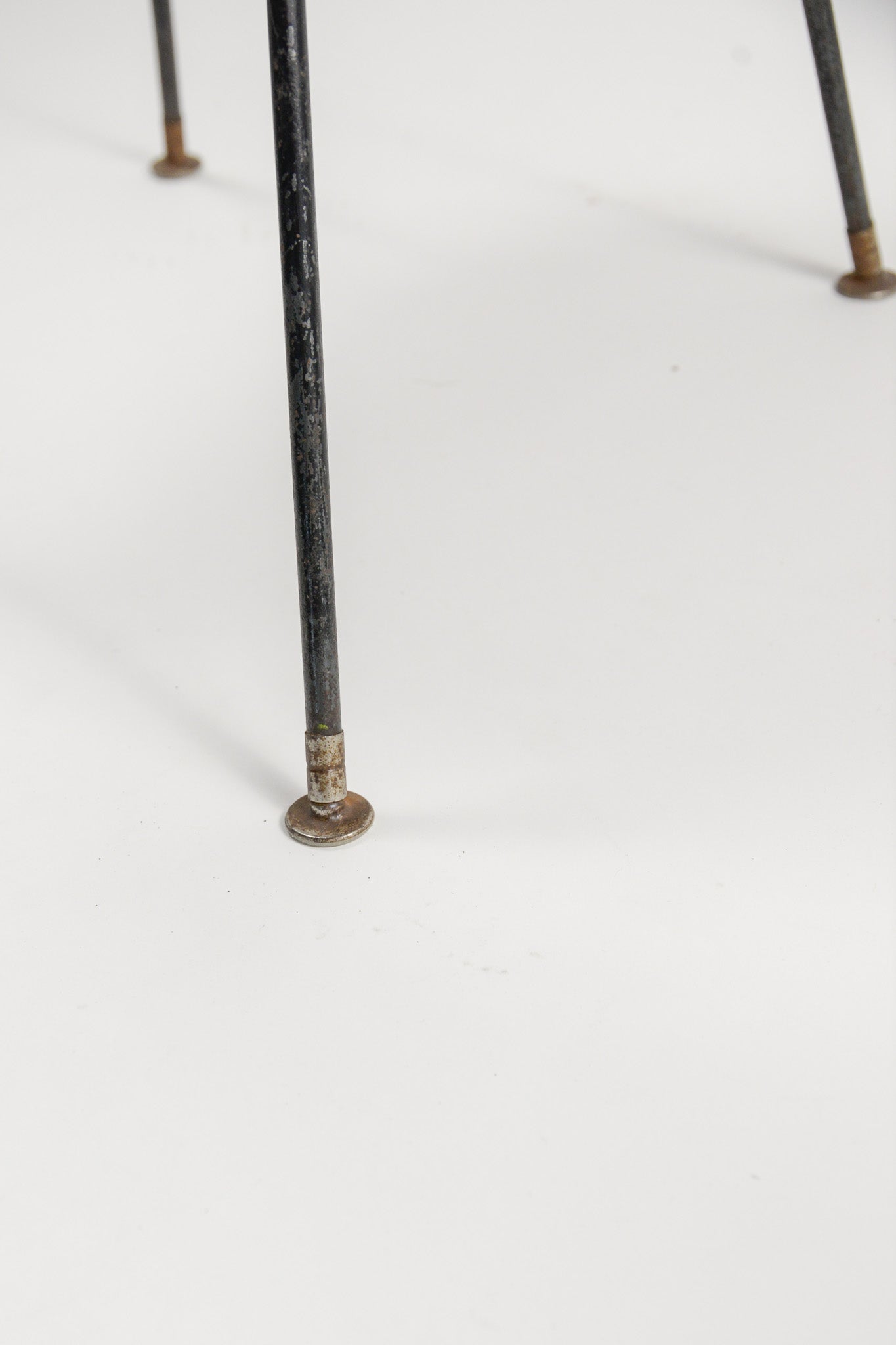 Metal Frame Chair with Red Upholstery / メタルフレーム チェア レッド