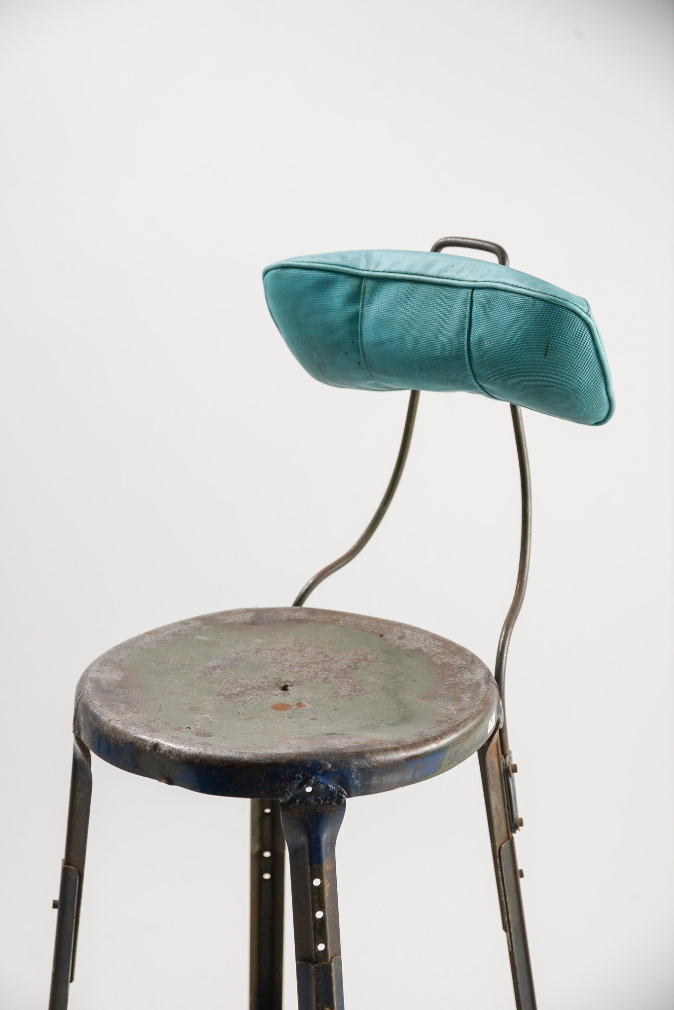 Vintage Industrial Stool with Adjustable Backrest / ヴィンテージ インダストリアル スツール（バックレスト付）