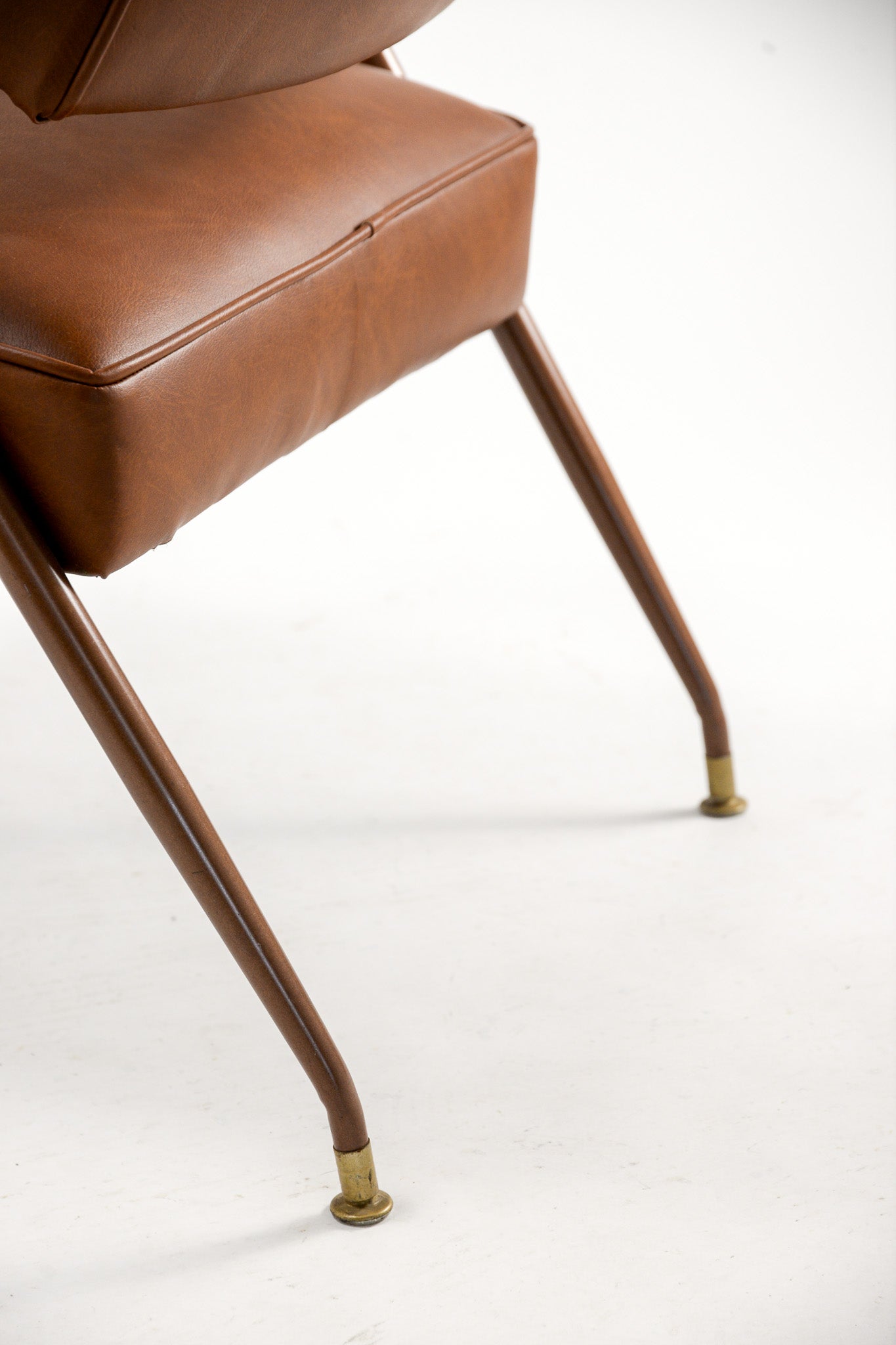 Brown Leather & Wood Armchair / 茶レザー×木製アームチェア