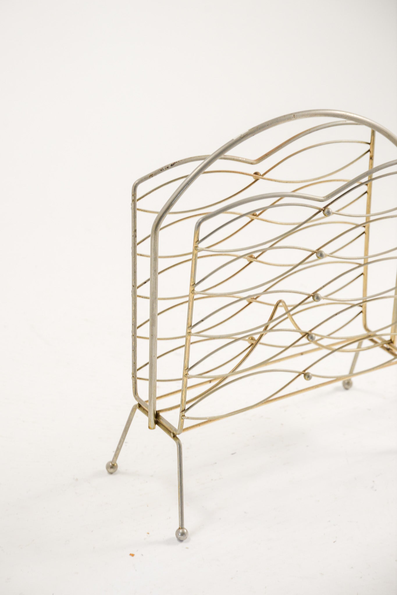 Perforated Metal Magazine Rack / メタル マガジンラック