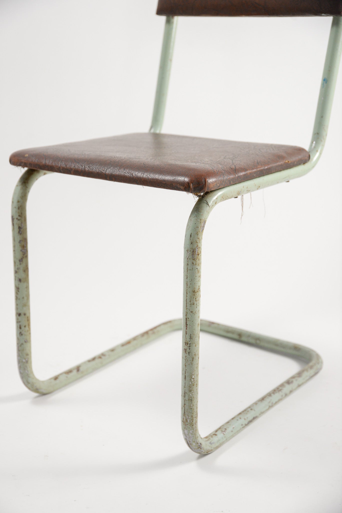 Vintage Industrial Cantilever Chair / ヴィンテージ インダストリアルカンチレバー チェア