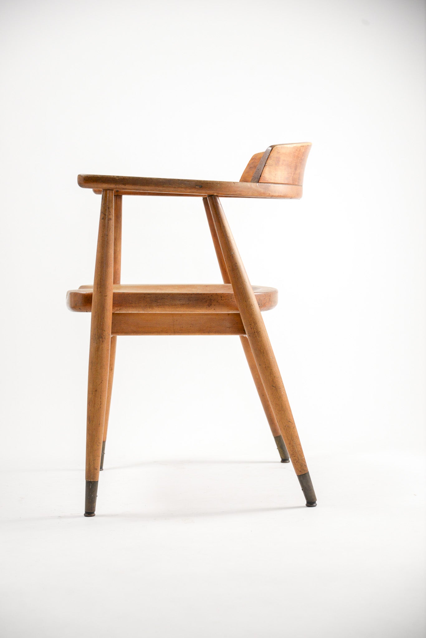 Vintage Wooden Armchair / ヴィンテージ ウッド アームチェア