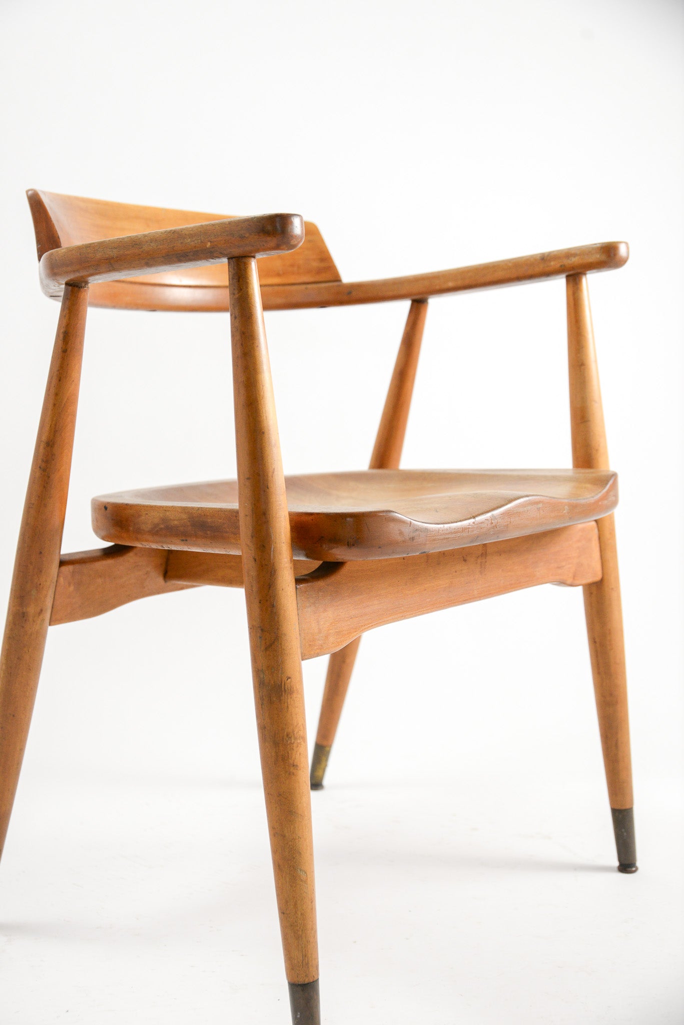 Vintage Wooden Armchair / ヴィンテージ ウッド アームチェア