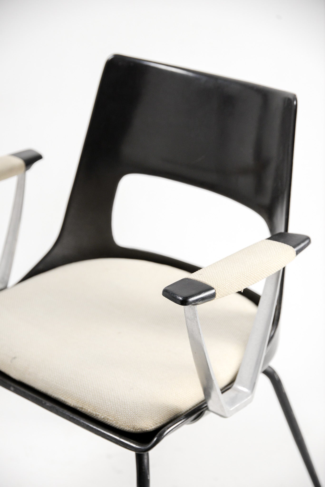 Vintage Fiberglass Armchair / ヴィンテージ ファイバーグラス アームチェア