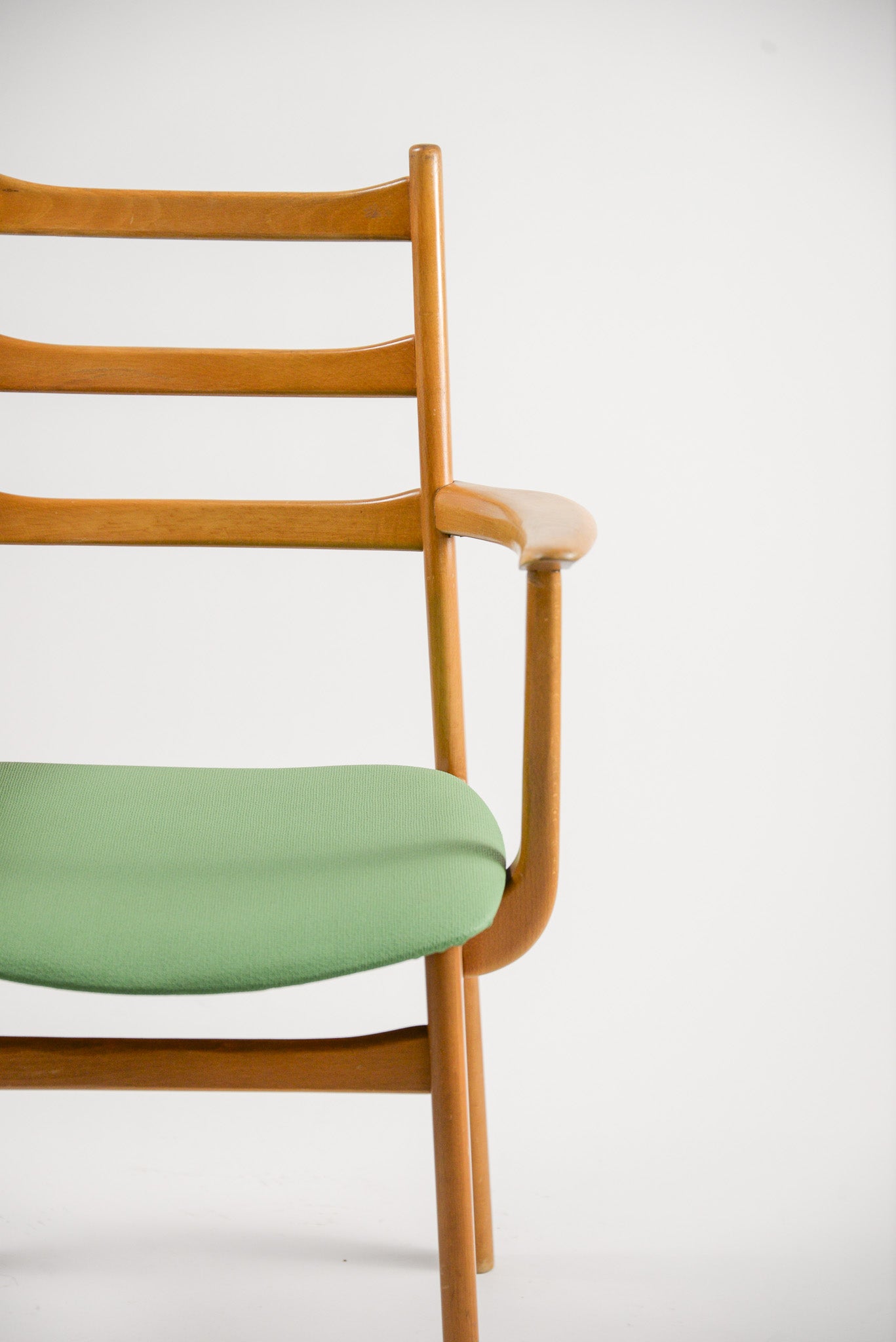 Casala Armchair / カサラ アームチェア