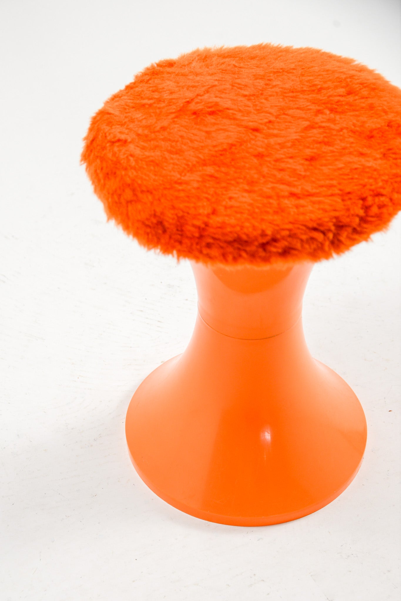 MOFU MOFU Stool / モフモフ スツール（エコファー・オレンジ）