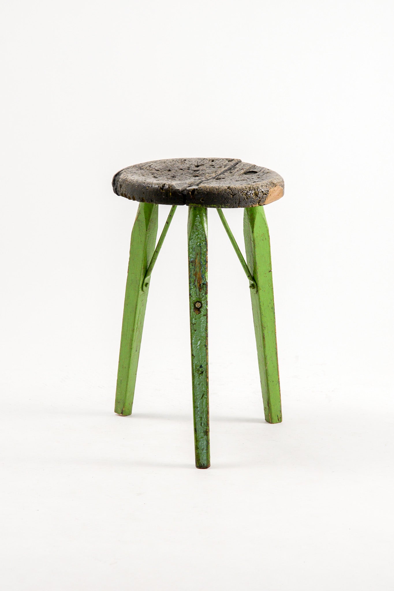 Wooden Stool with Green Legs / 木製スツール（脚ミドリ）