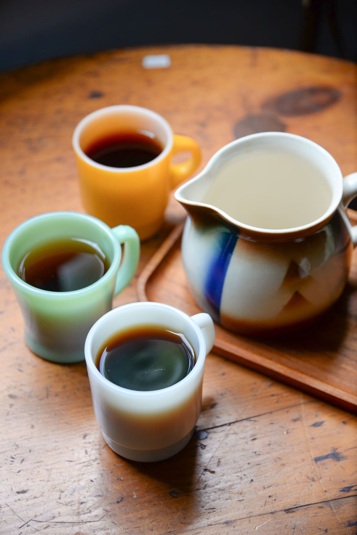 Bunzlau pottery jug (M) / ブンツラウ陶器 水差し Mサイズ
