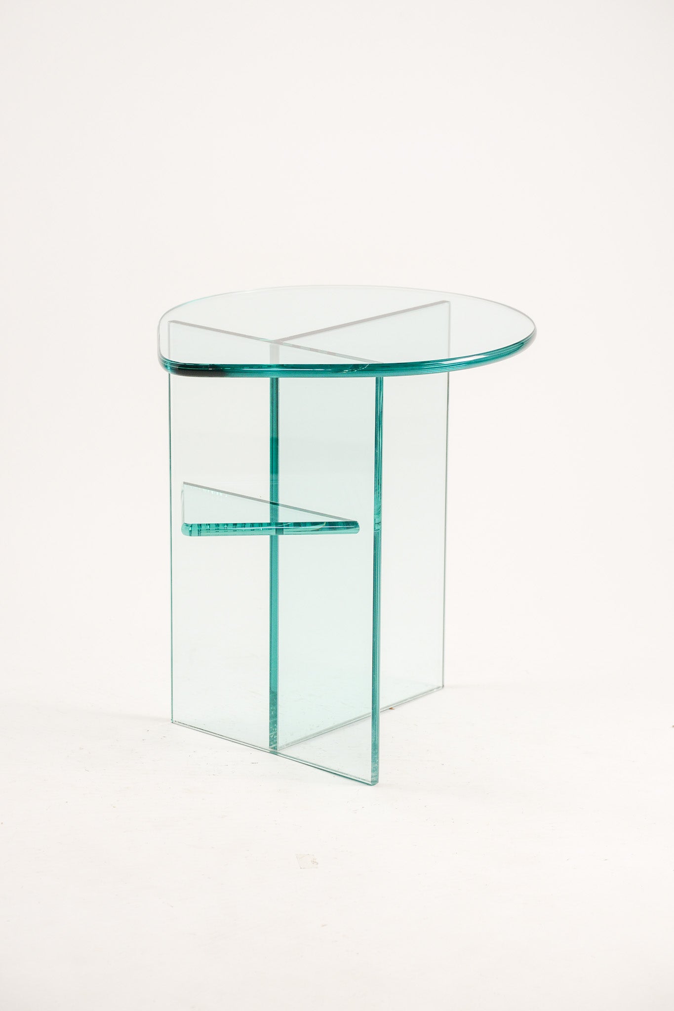 Glass Side Table / ガラスのサイドテーブル