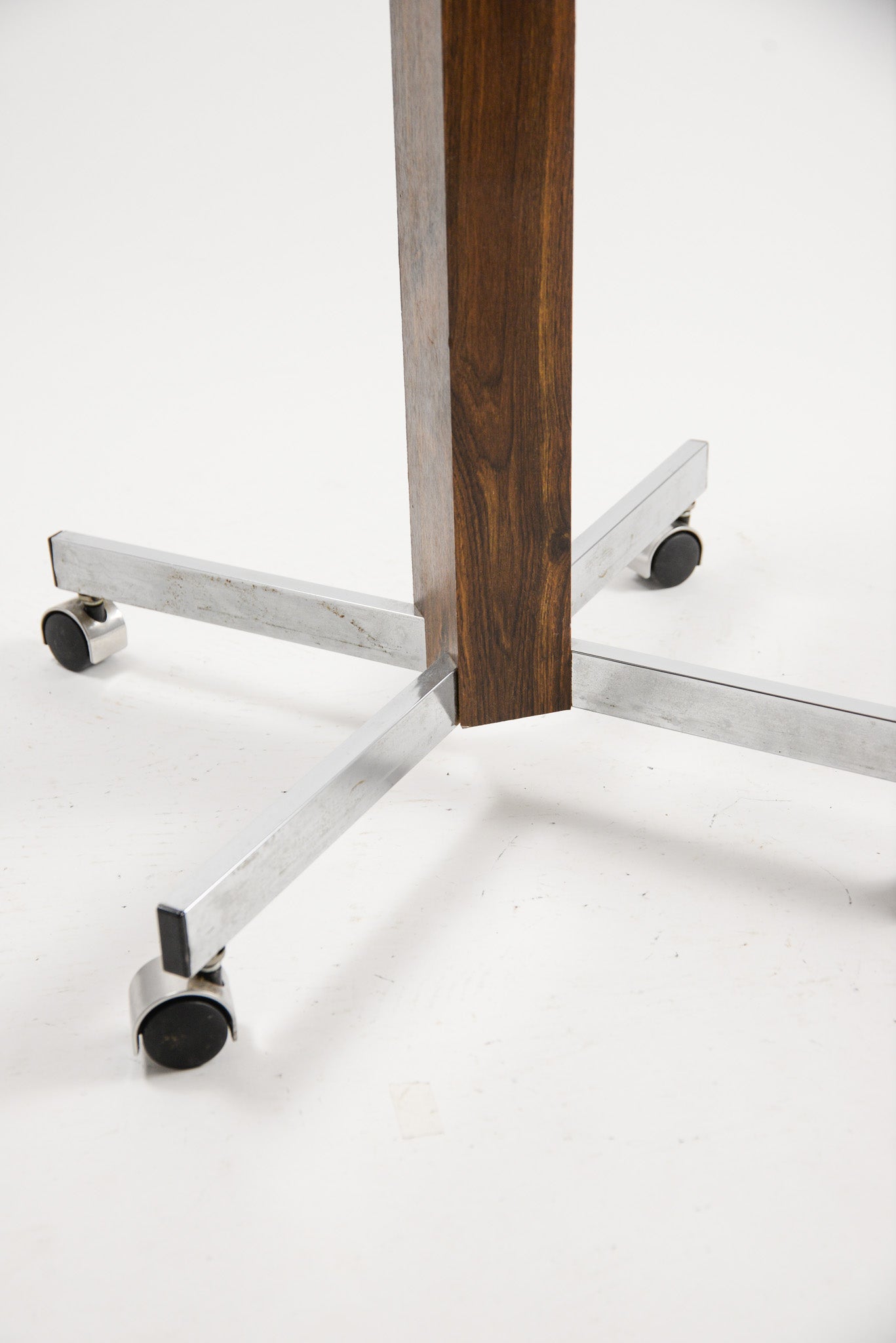 Wooden Caster Table / 木製 キャスターテーブル