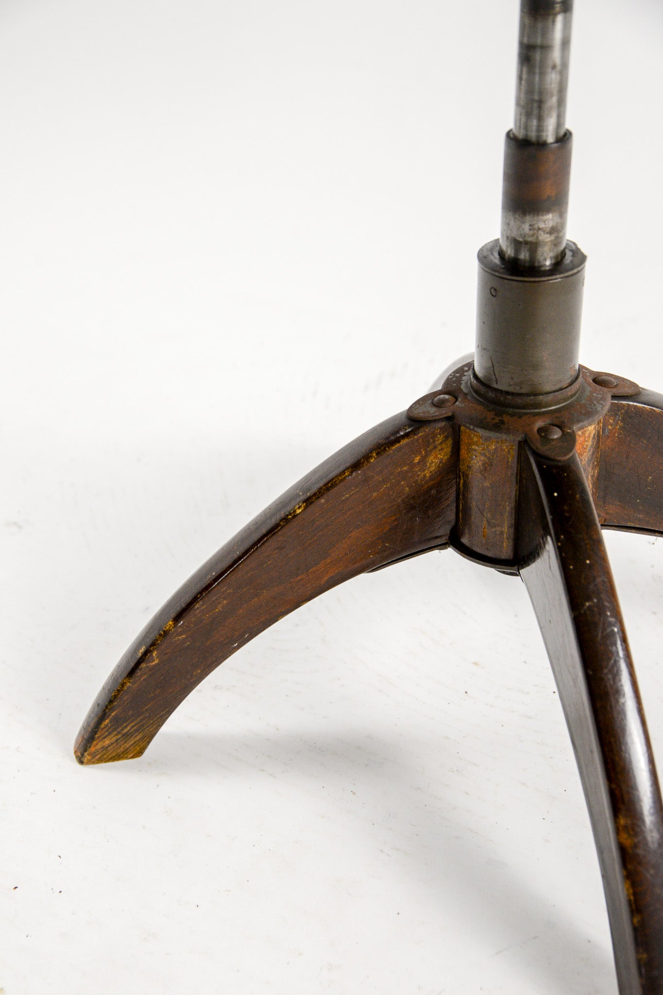 Wood & Metal Swivel Chair / 木×メタル 回転チェア