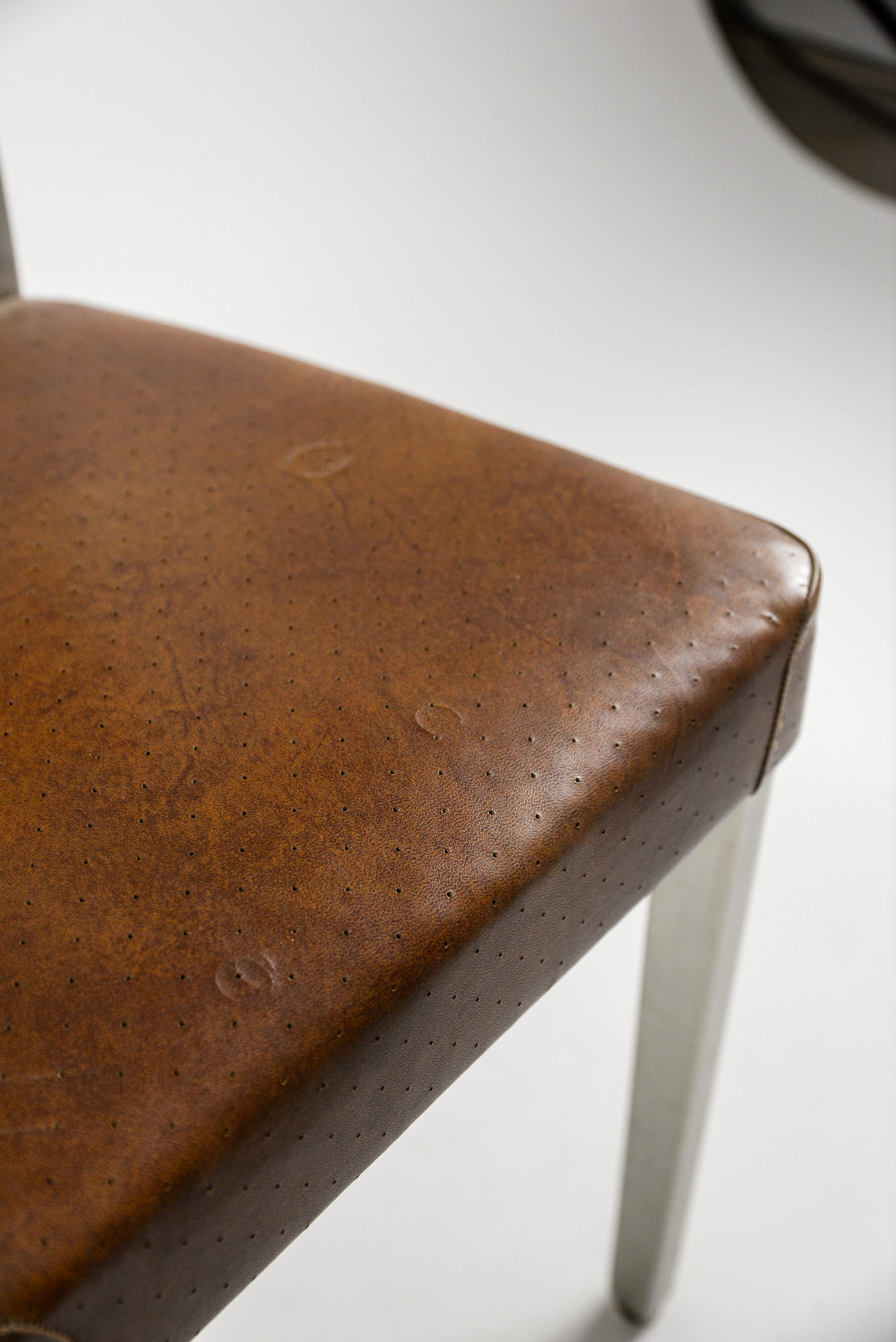 Aluminum Side Chair "Correct Seating" / アルミサイドチェア「コレクト・シーティング」