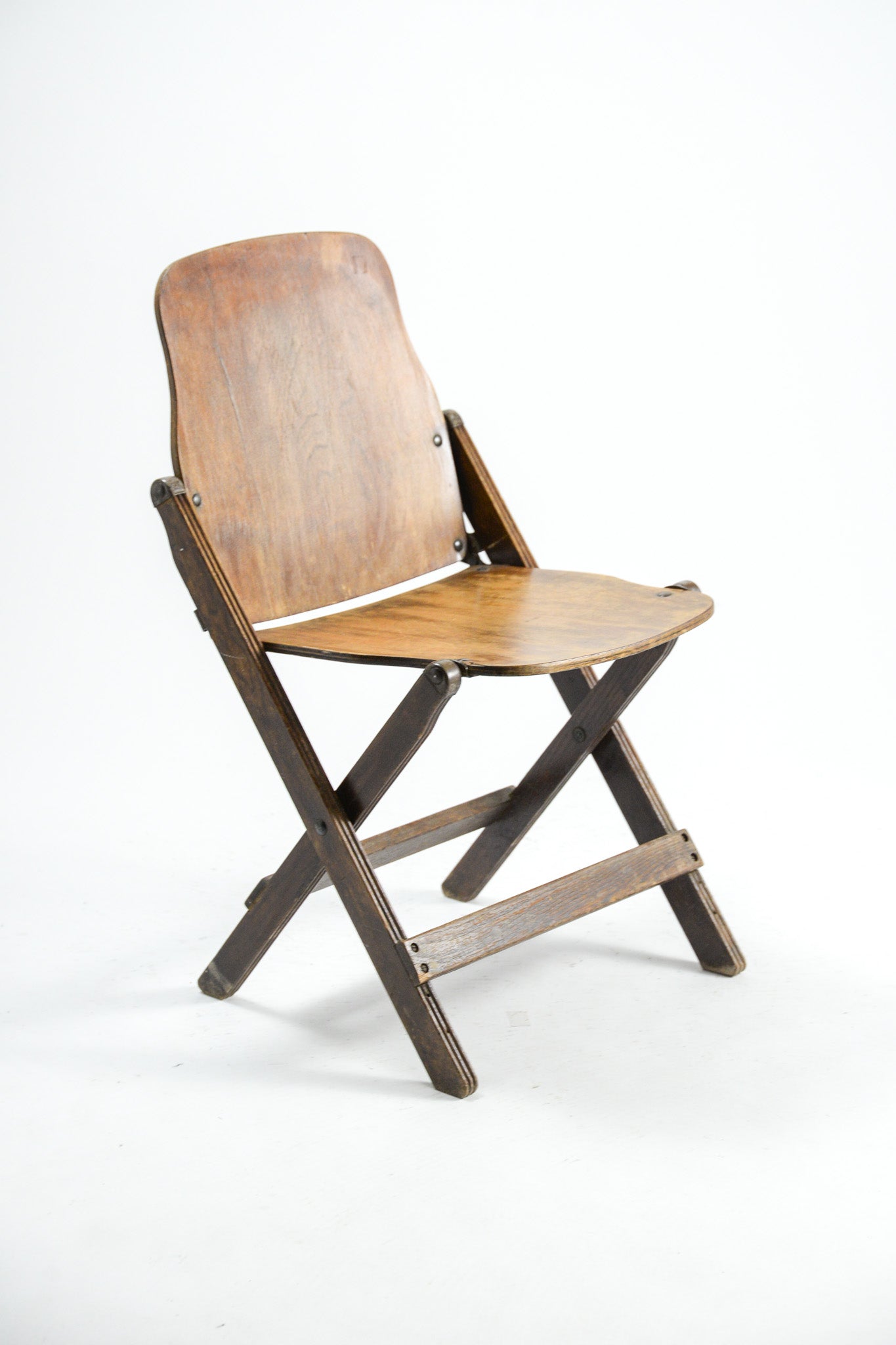 Flip Back Chair / フリップバックチェア