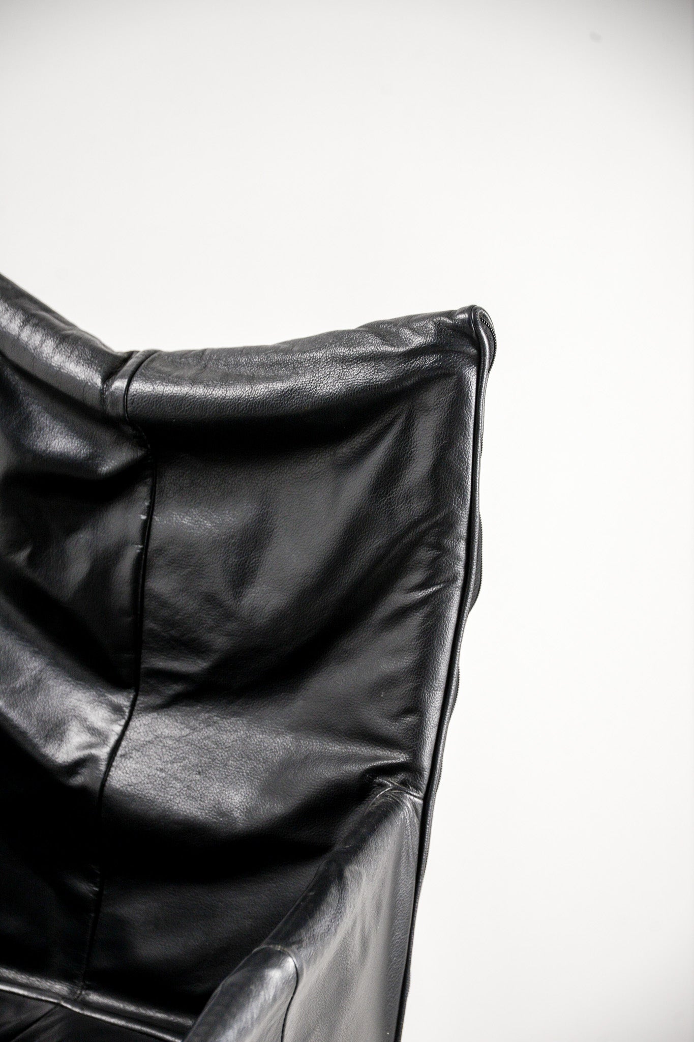 Vintage Black Leather Zipper Chair / ヴィンテージ ブラックレザー ジッパーチェア