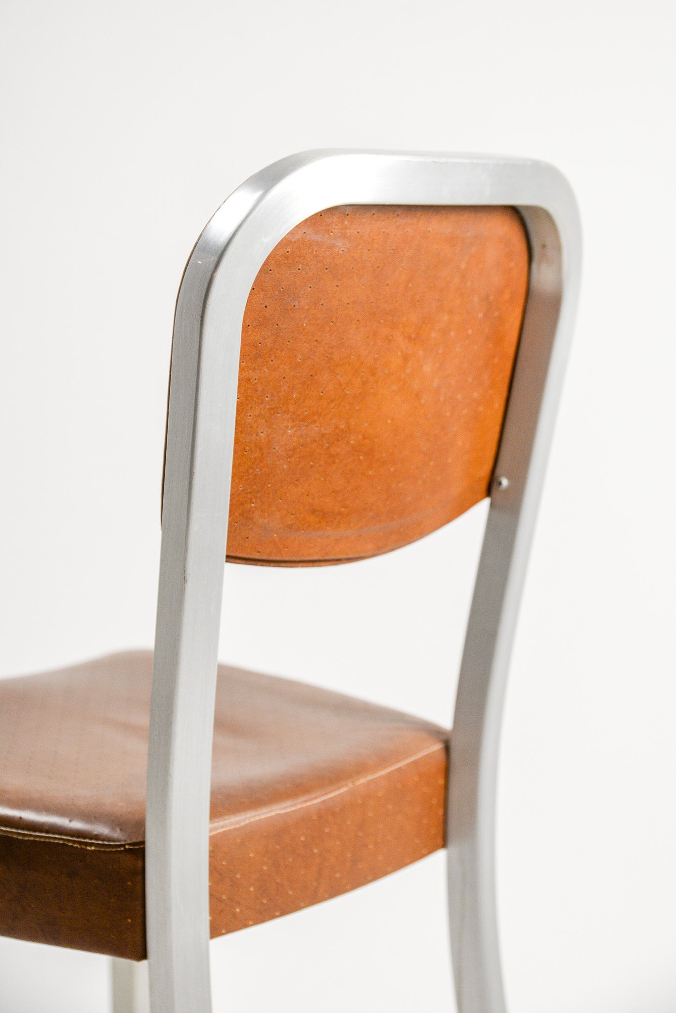 Aluminum Side Chair "Correct Seating" / アルミサイドチェア「コレクト・シーティング」