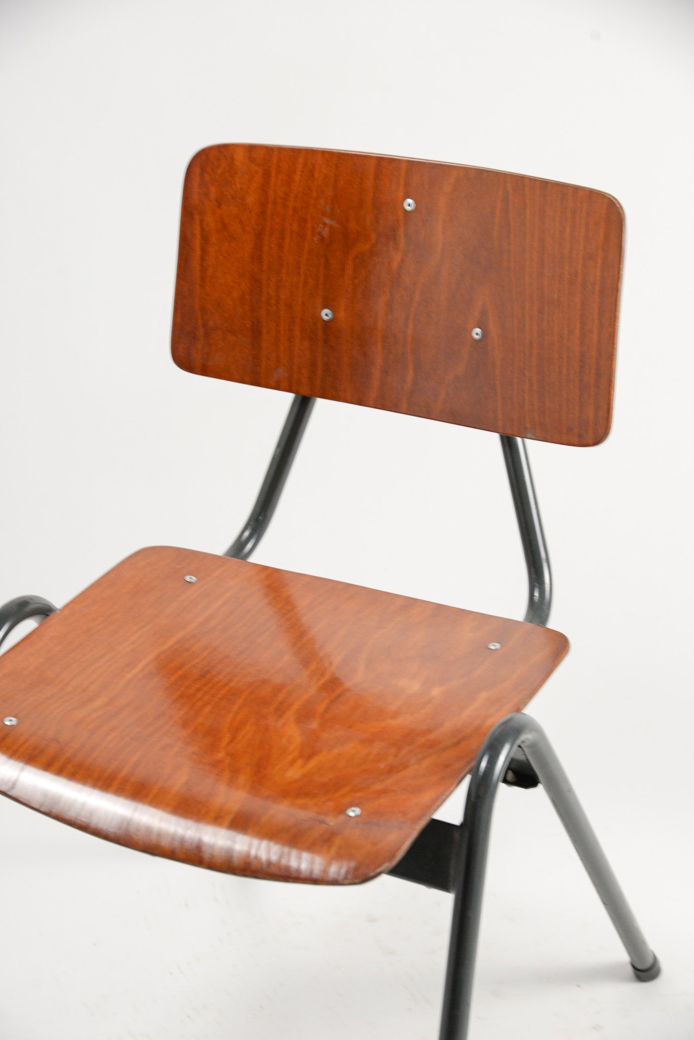 Pagholz Stacking Chair / パグホルツ スタッキングチェア