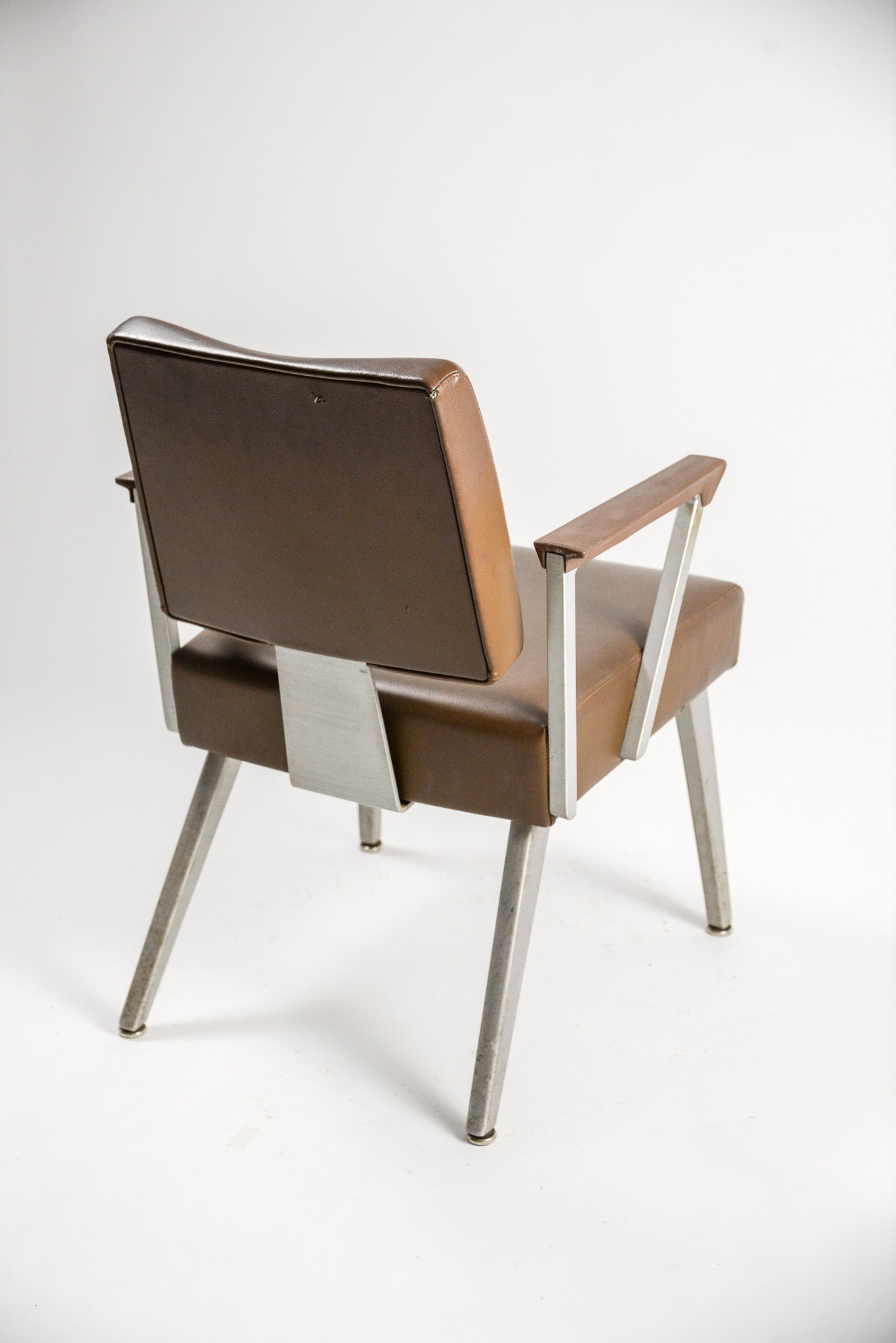Aluminum Armchair / アルミ アームチェア