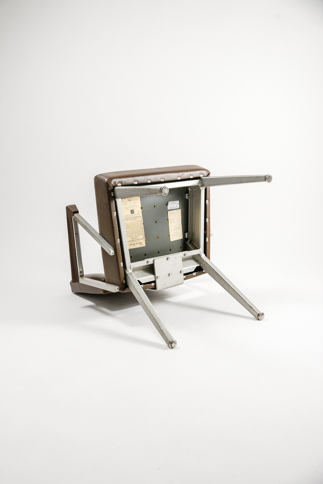 Aluminum Armchair / アルミ アームチェア