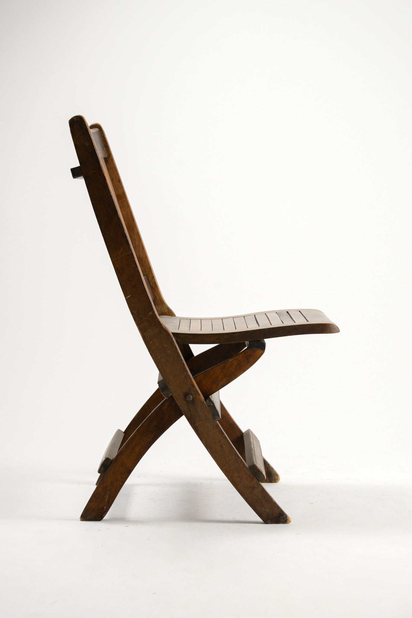 Wooden Folding Chair / 木製 折りたたみイス