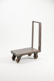 Iron Trolley / 鉄の台車