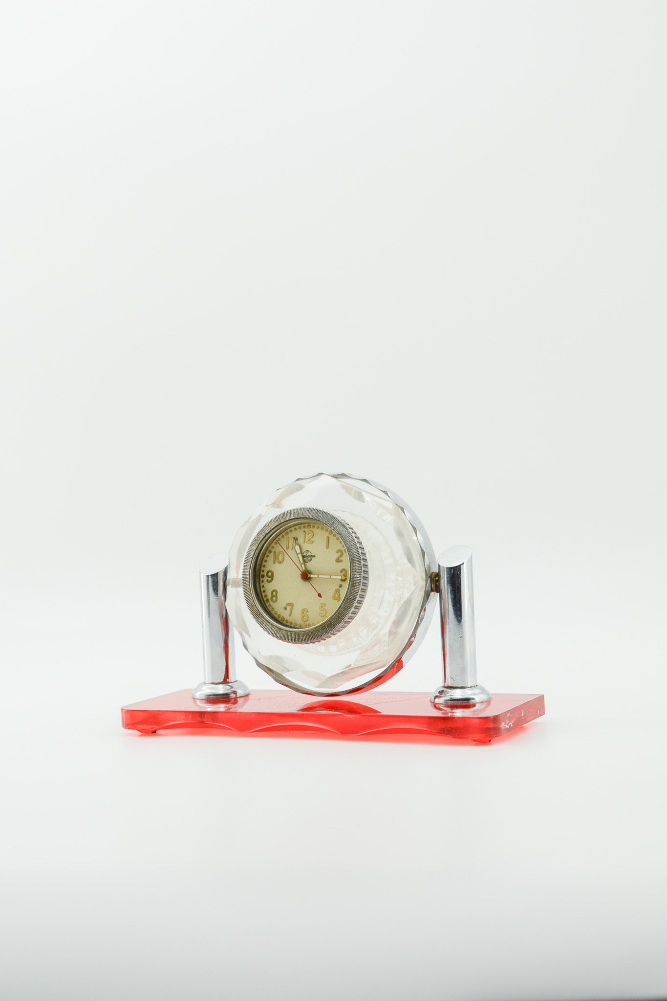 Red and Clear Table Clock / 赤とクリア 置き時計