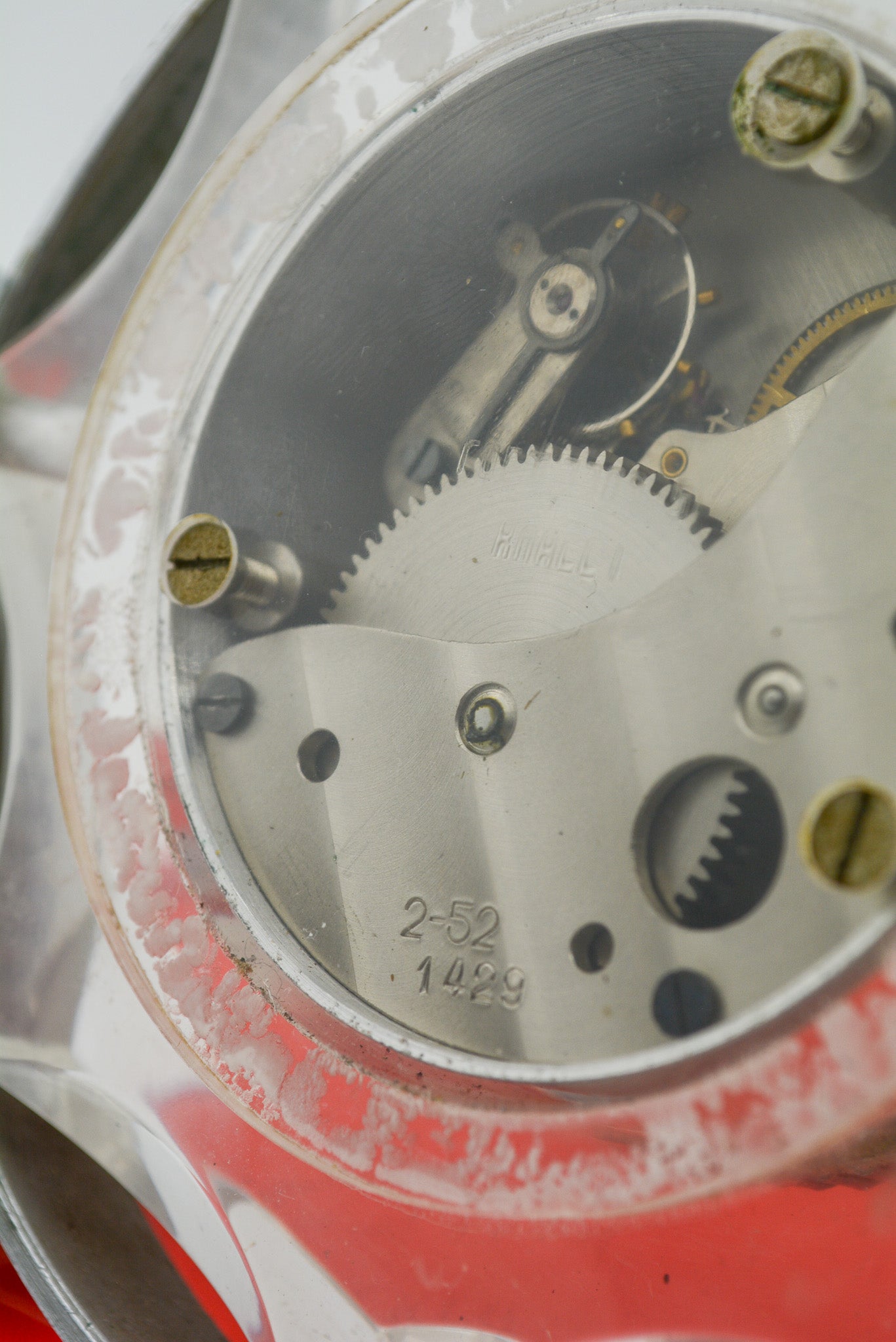 Red and Clear Table Clock / 赤とクリア 置き時計