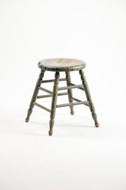 Wooden Tripod Stool / 木製スツール