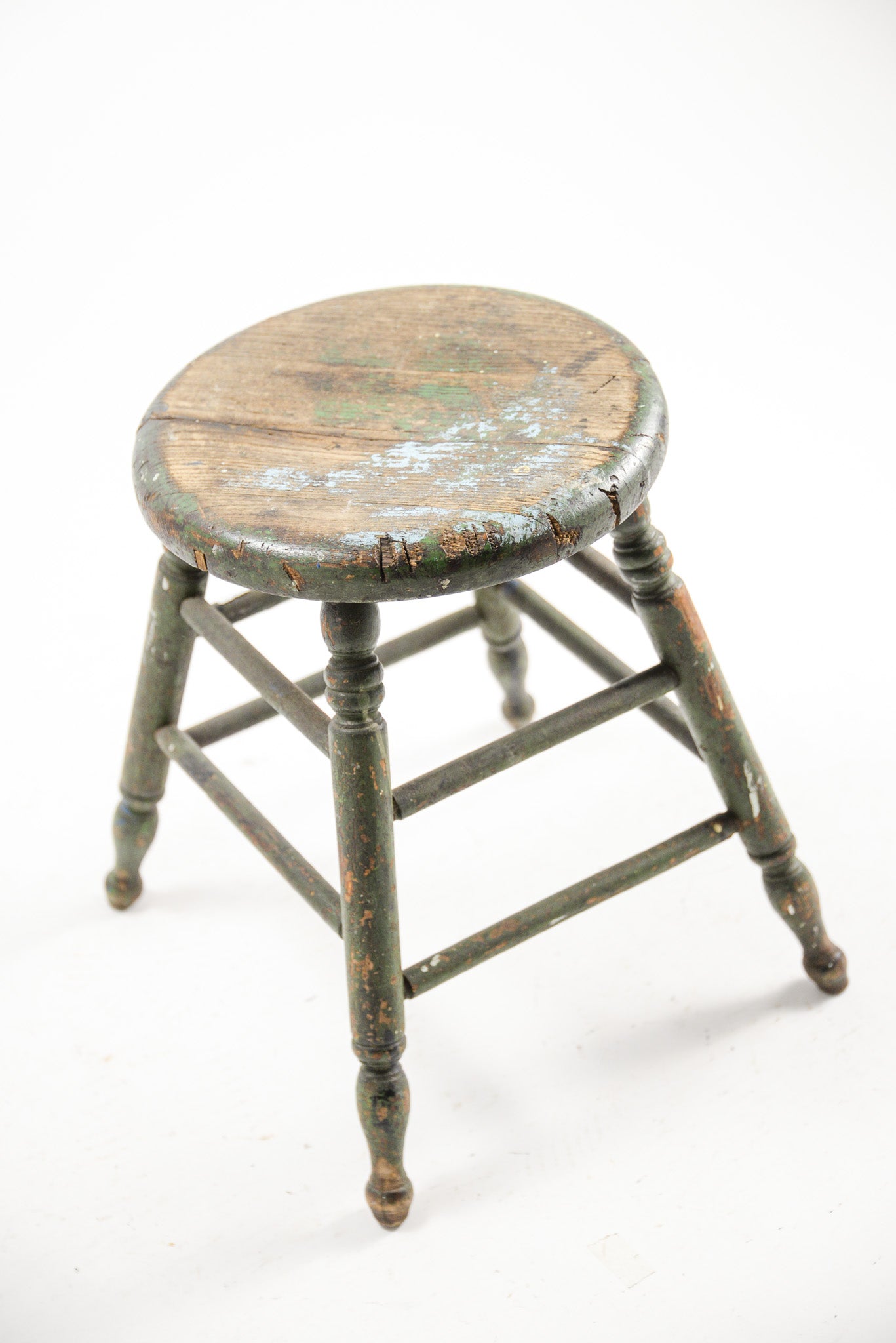 Wooden Tripod Stool / 木製スツール
