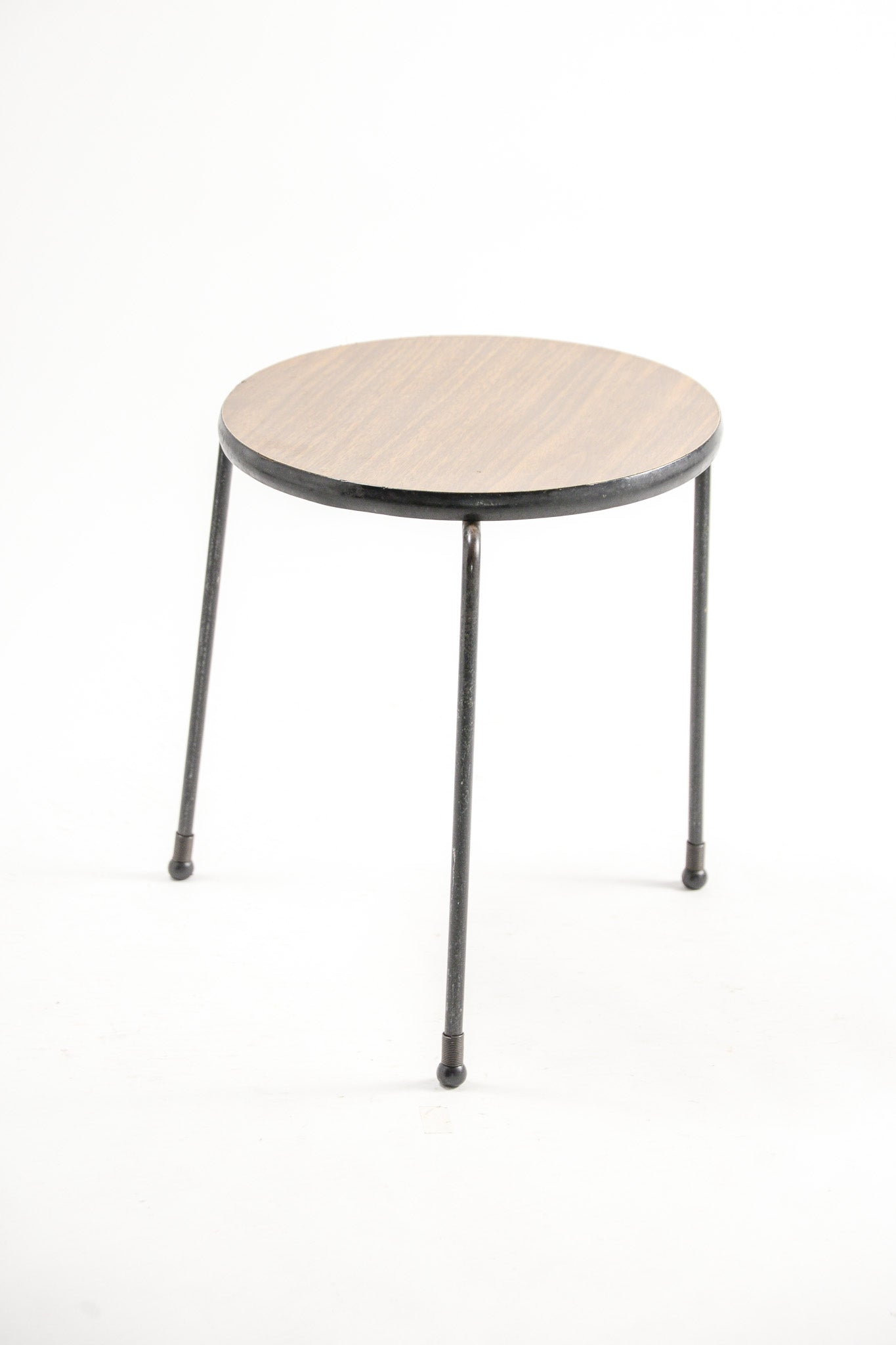 Round Side Table / 丸いサイドテーブル
