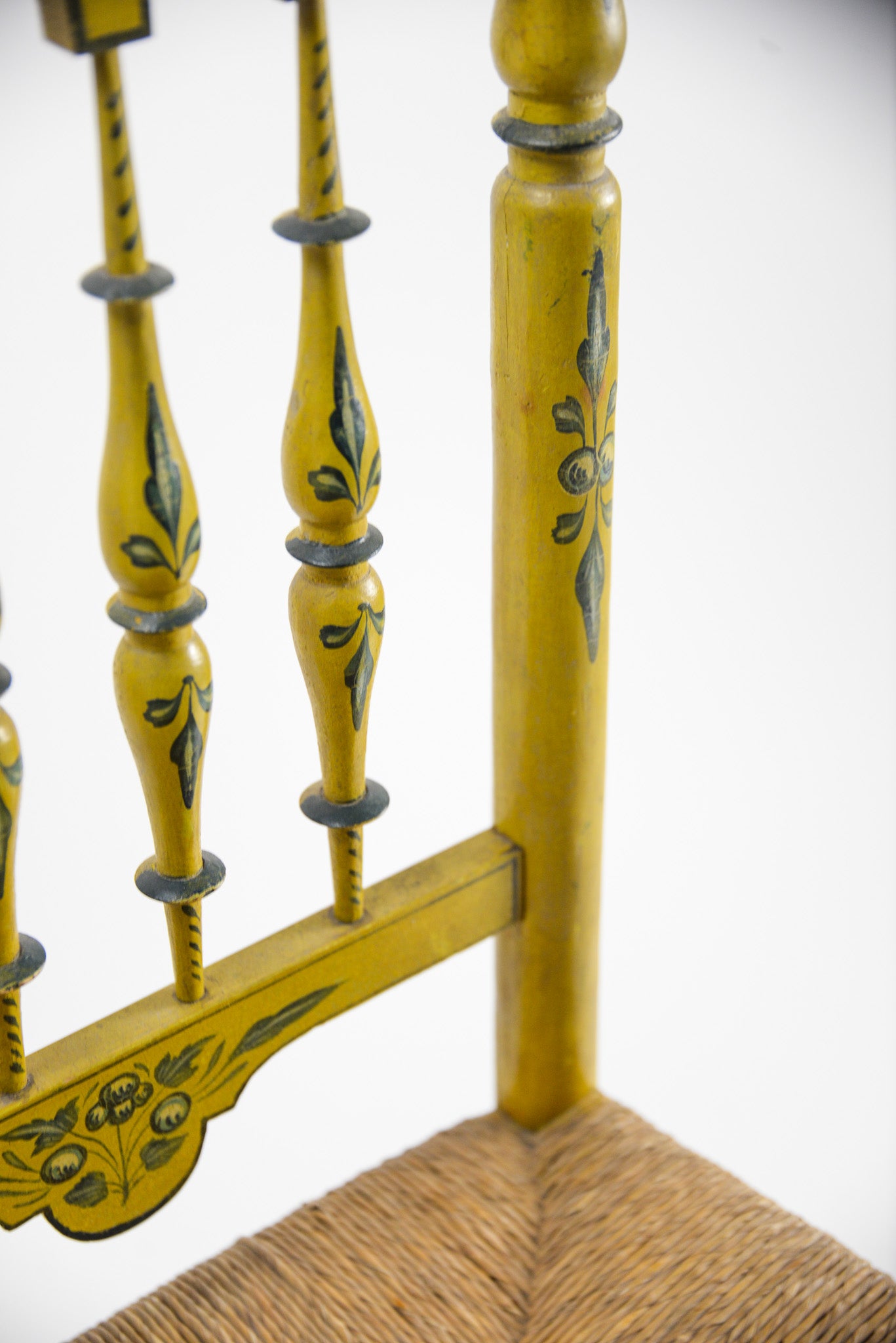 Bird Painted Chair / 鳥のペイントチェア (イエロー)