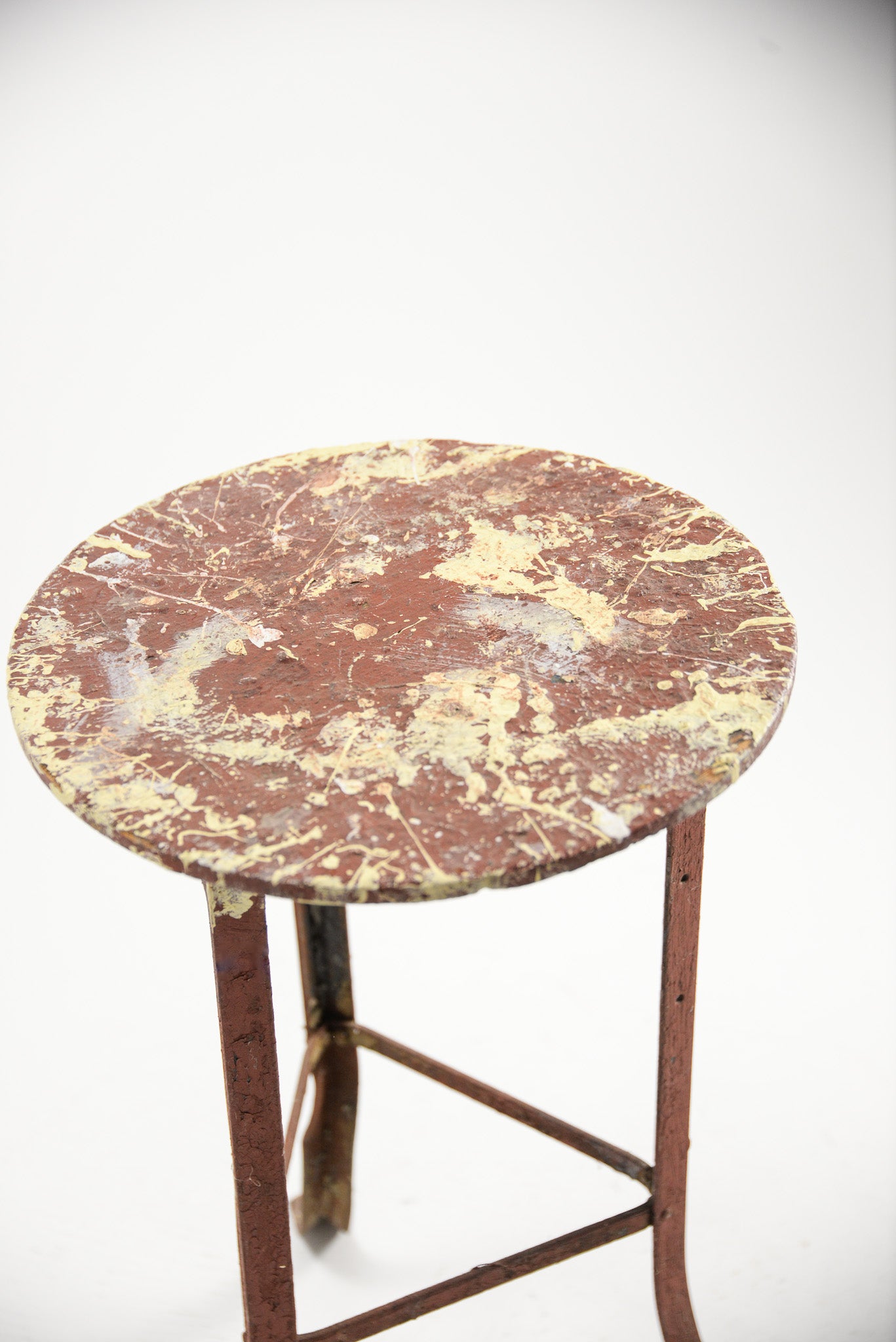 Red Tripod Side Table / 赤 トライポッドテーブル