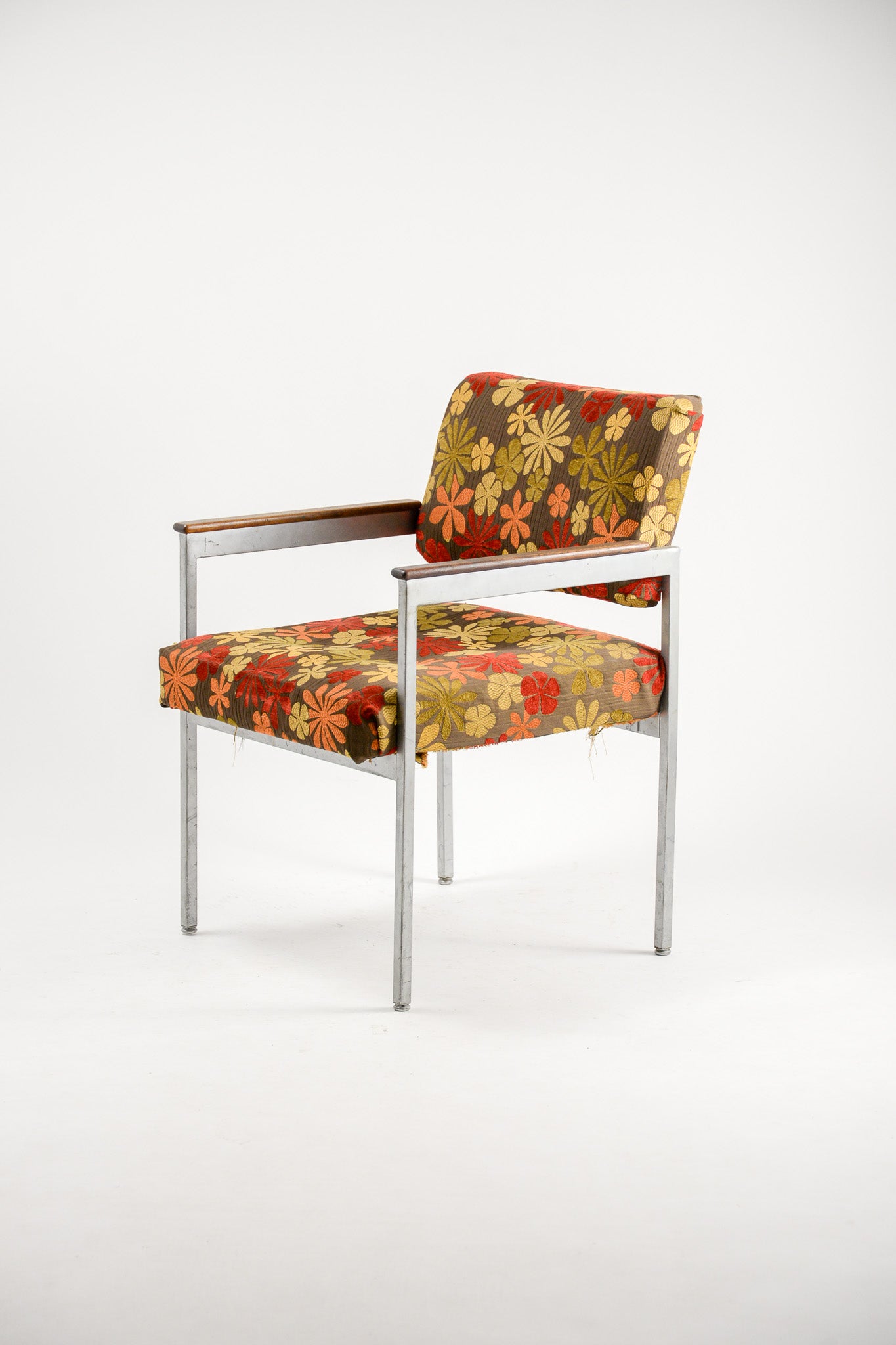 Floral Fabric Armchair / 花柄ファブリック アームチェア