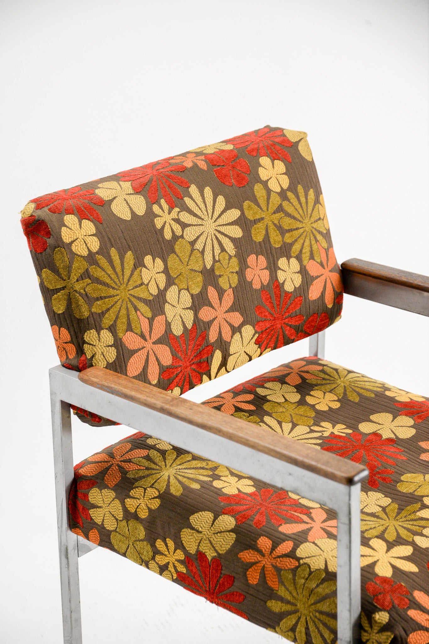 Floral Fabric Armchair / 花柄ファブリック アームチェア