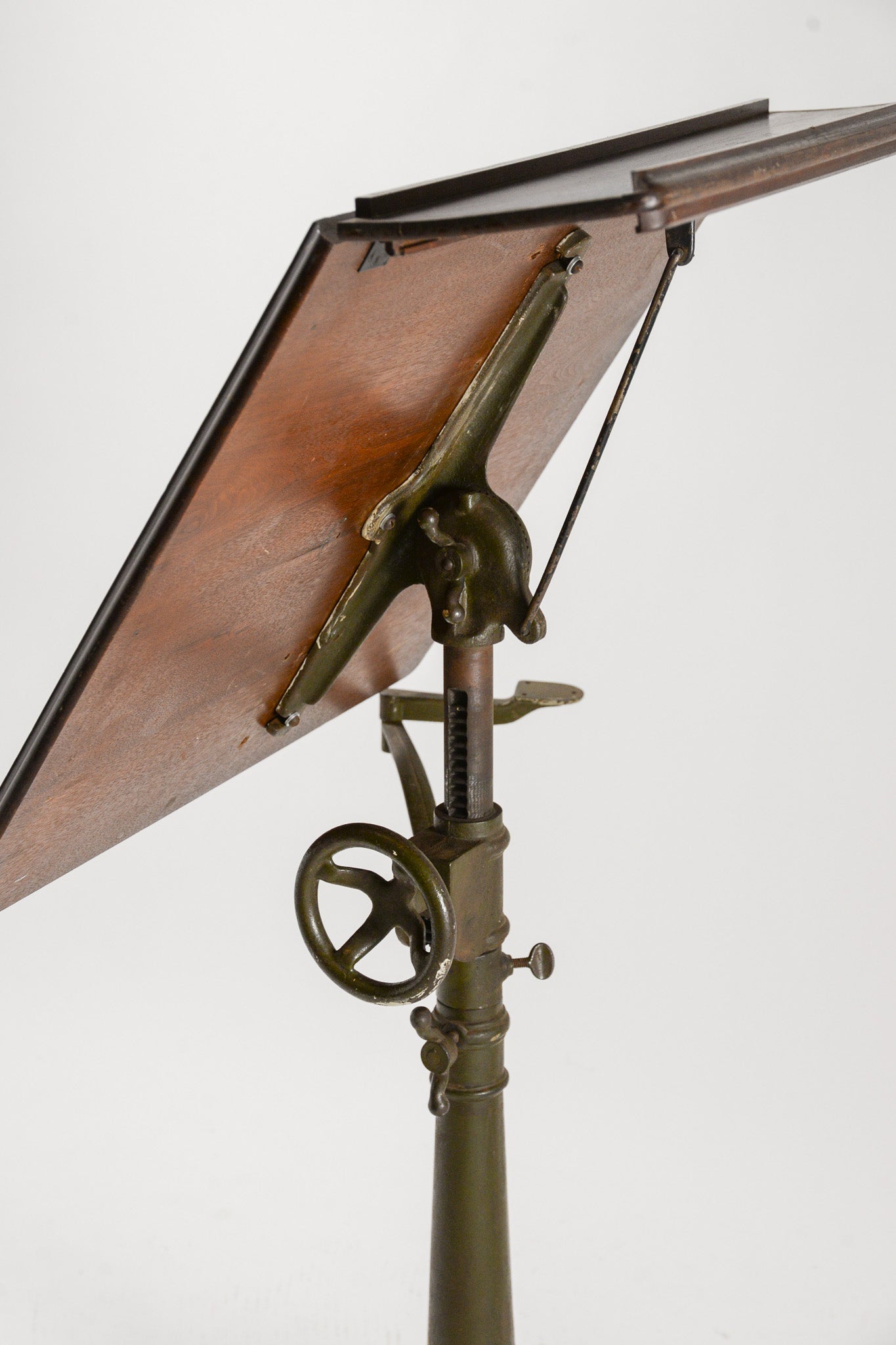Vintage Adjustable Cast Iron &Wood Lectern / 書見台（譜面台）