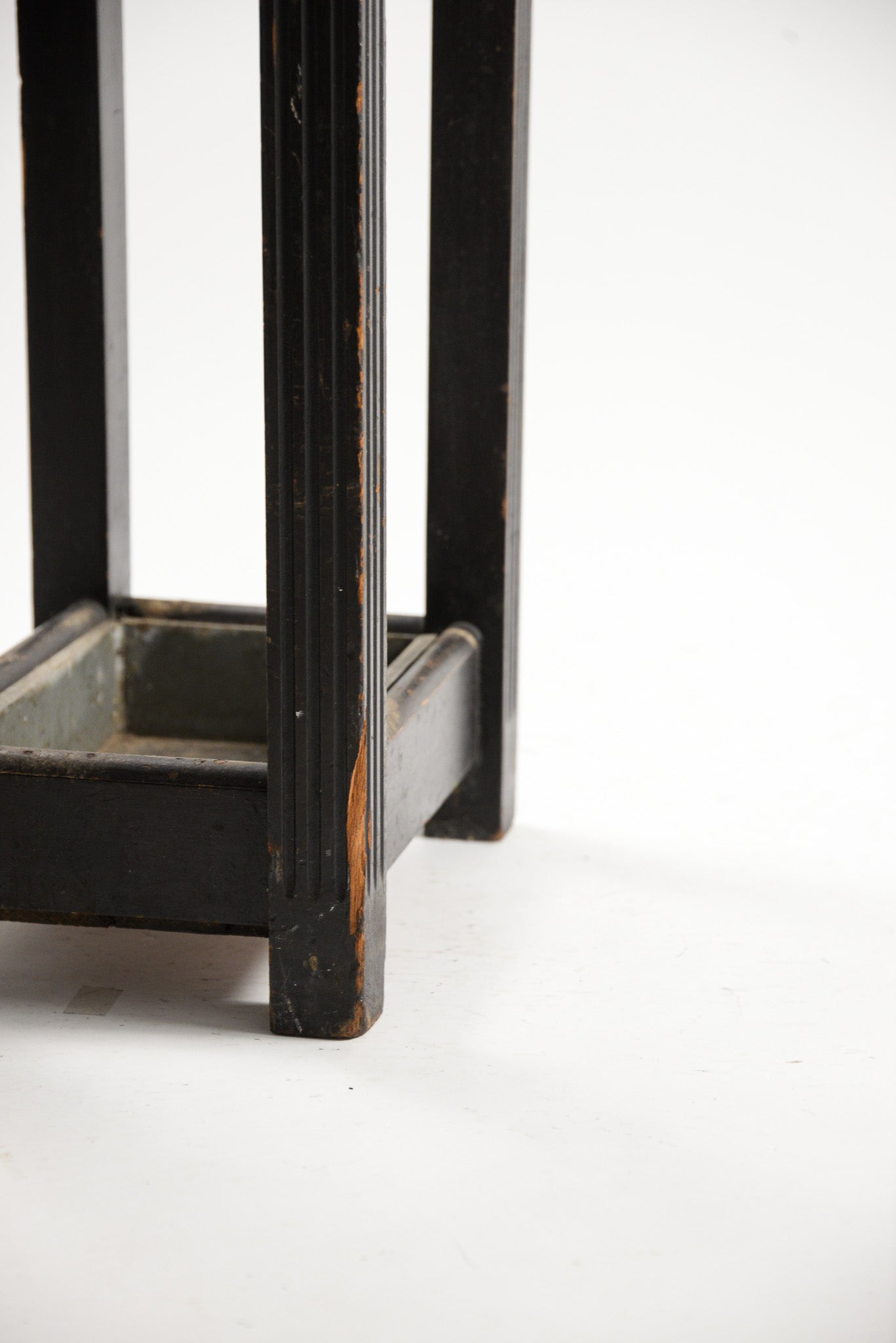 Antique Wooden Umbrella Stand / アンティーク木製の傘立