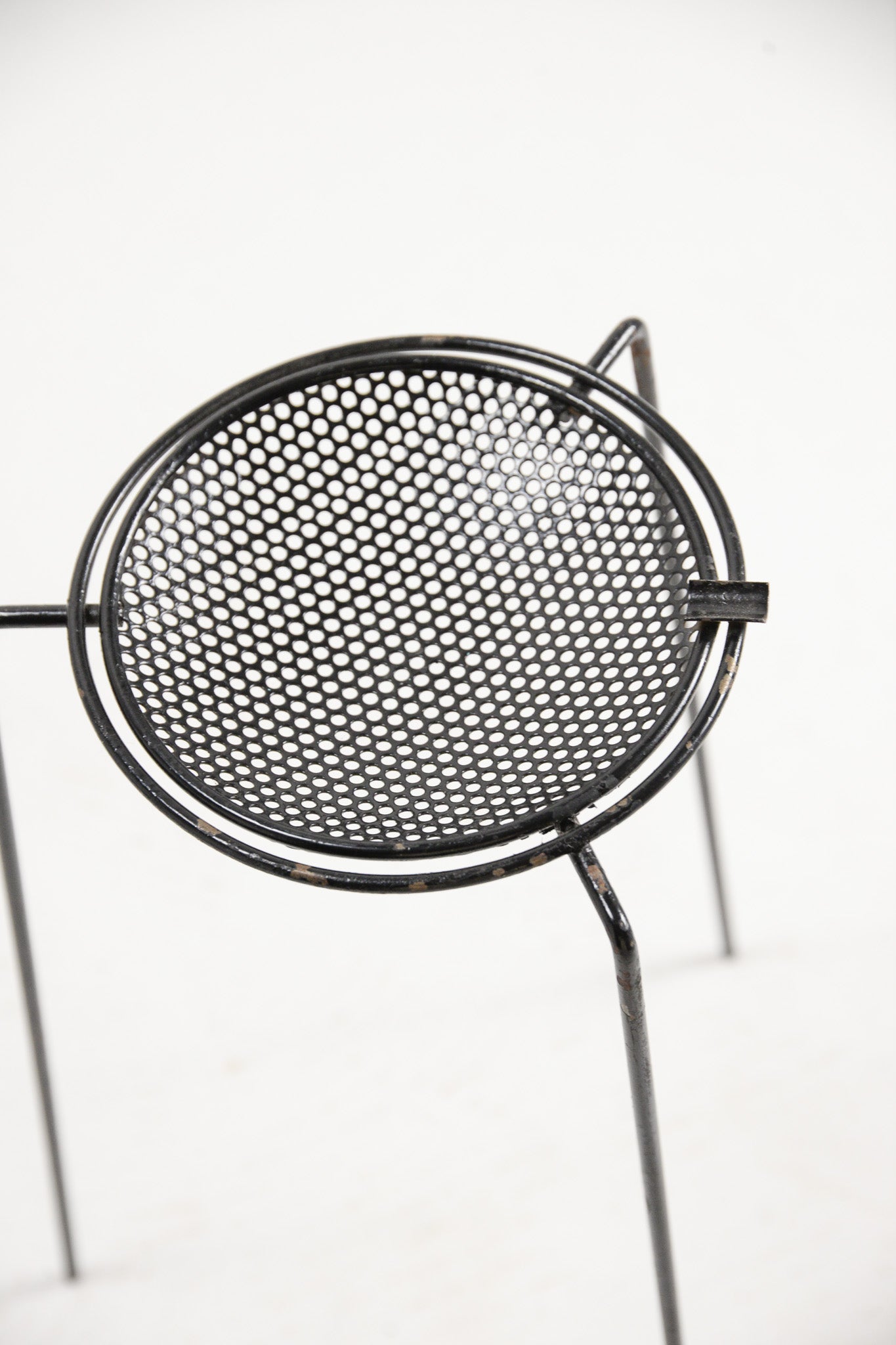 Punting Metal Standing Ashtray / パンチングメタルスタンド灰皿