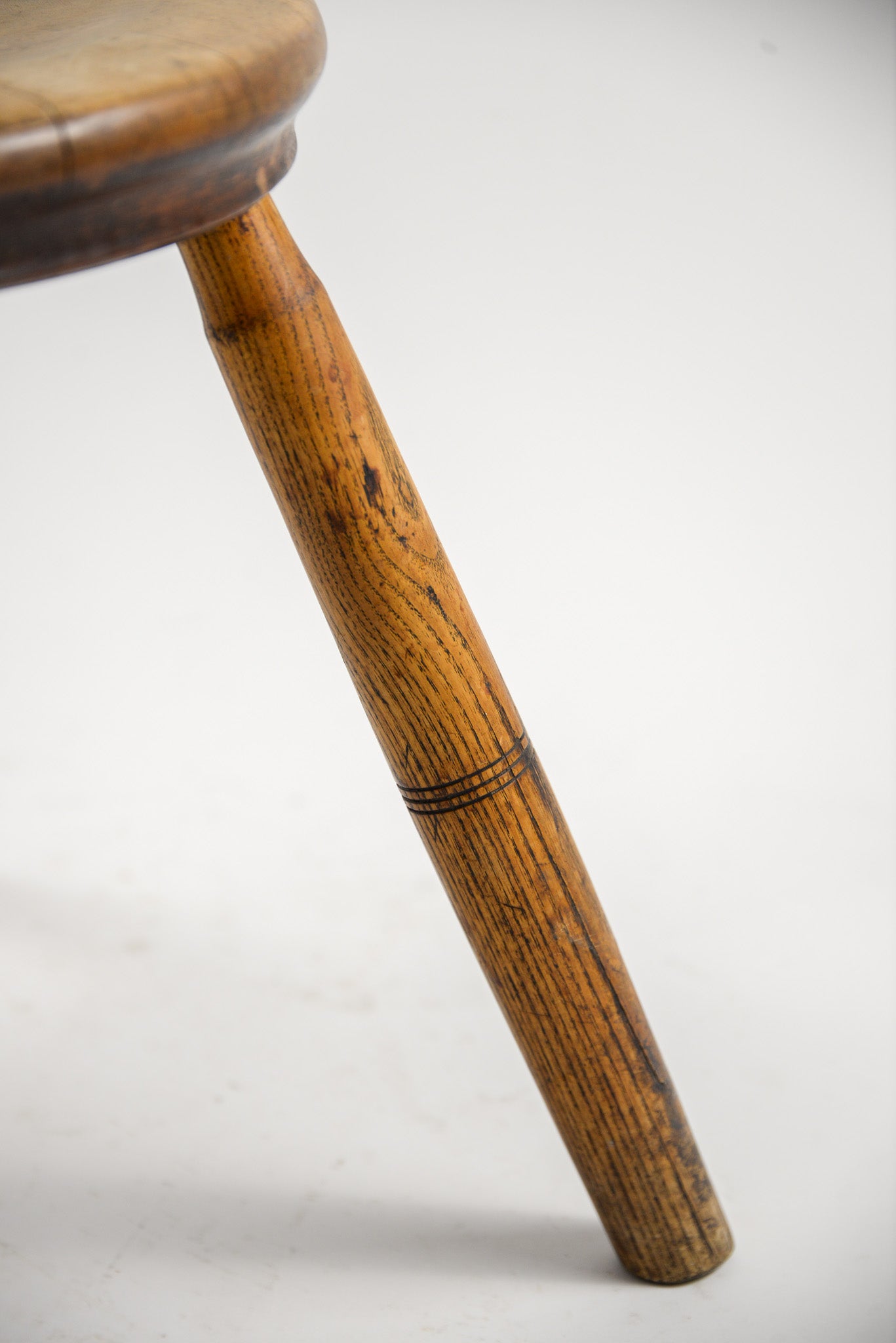 Wooden Chair / 木製チェア