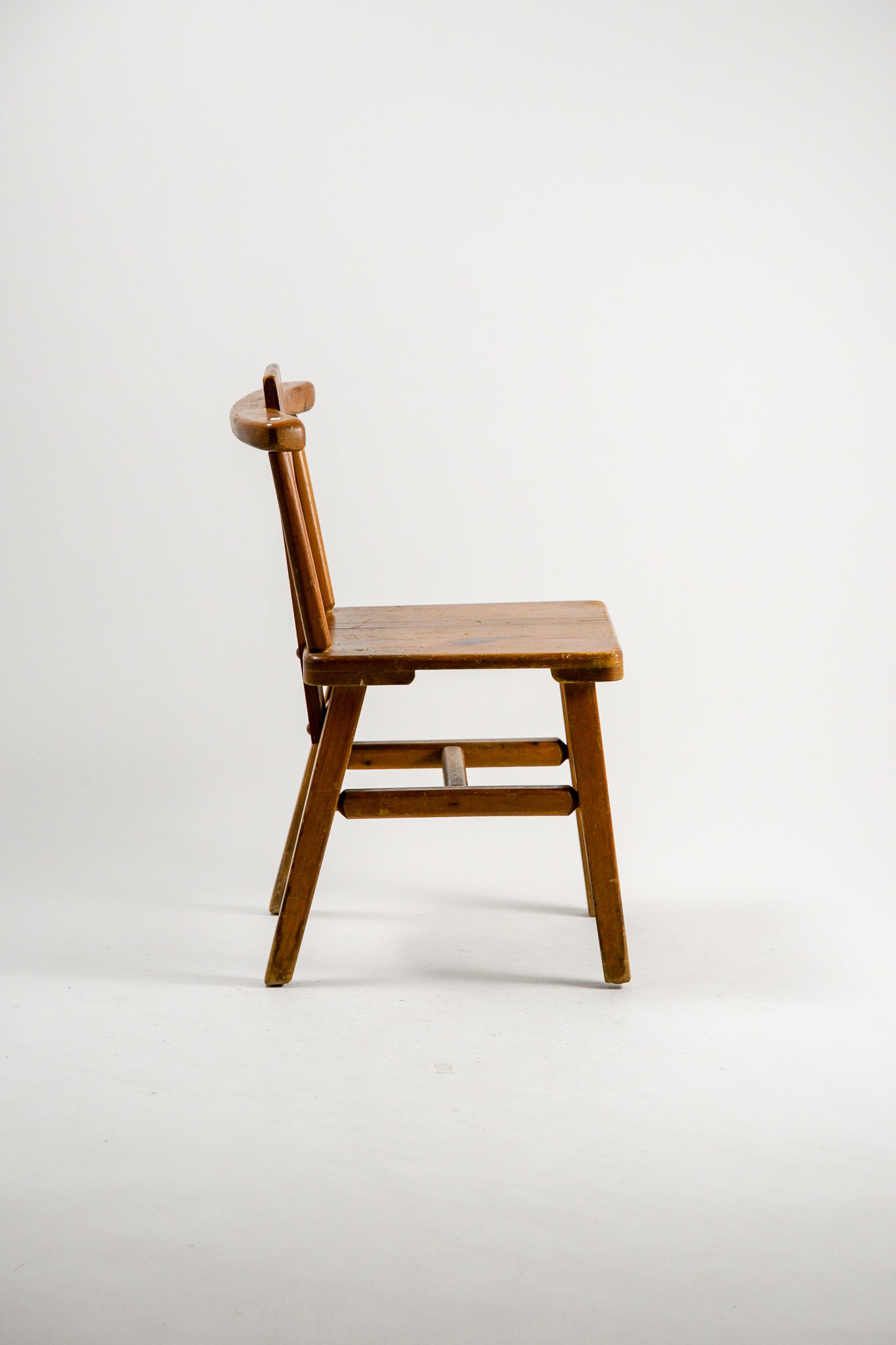 Wooden Chair / 木製チェア