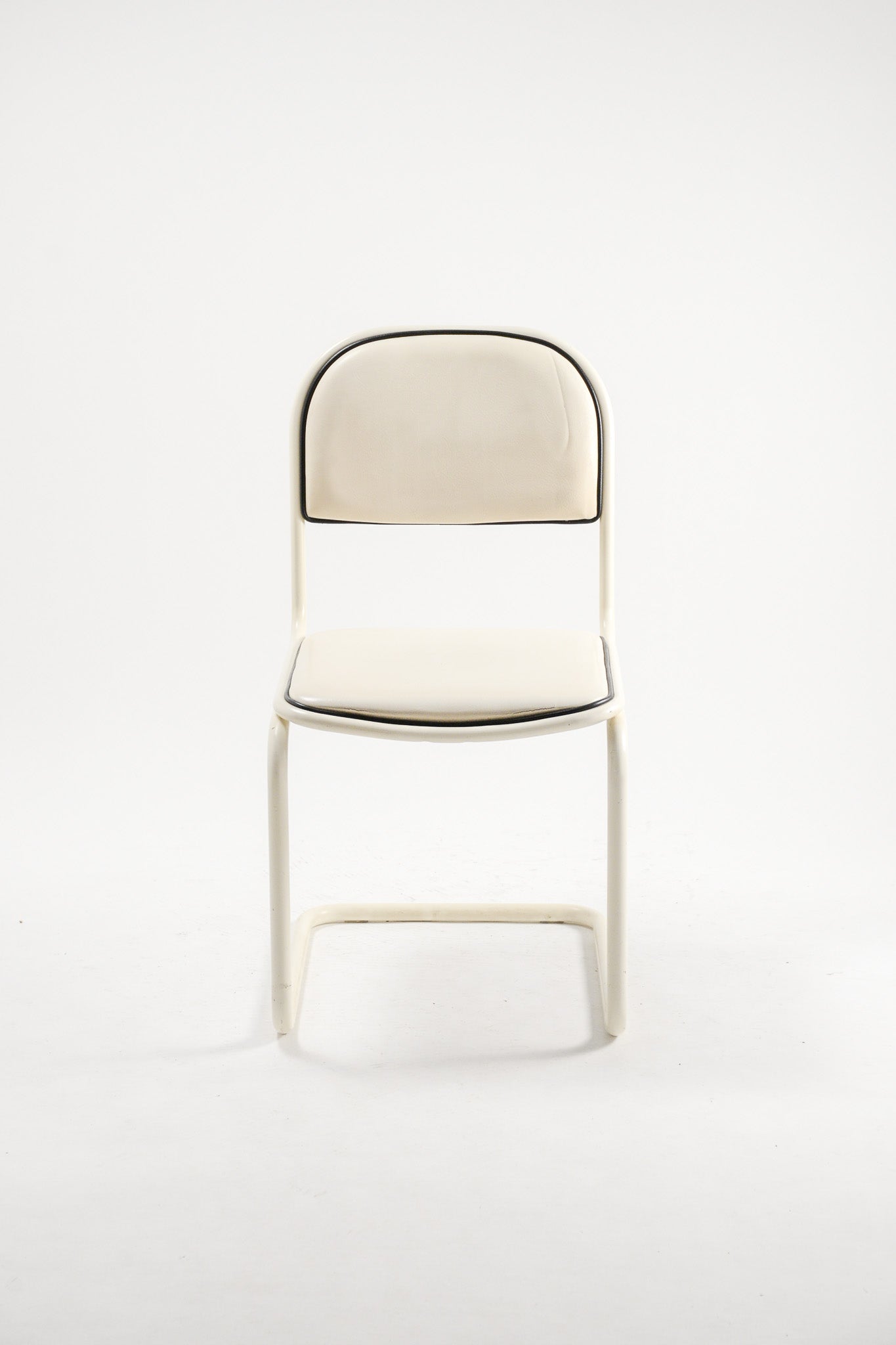 Cantilever Chair / カンチレバーチェア