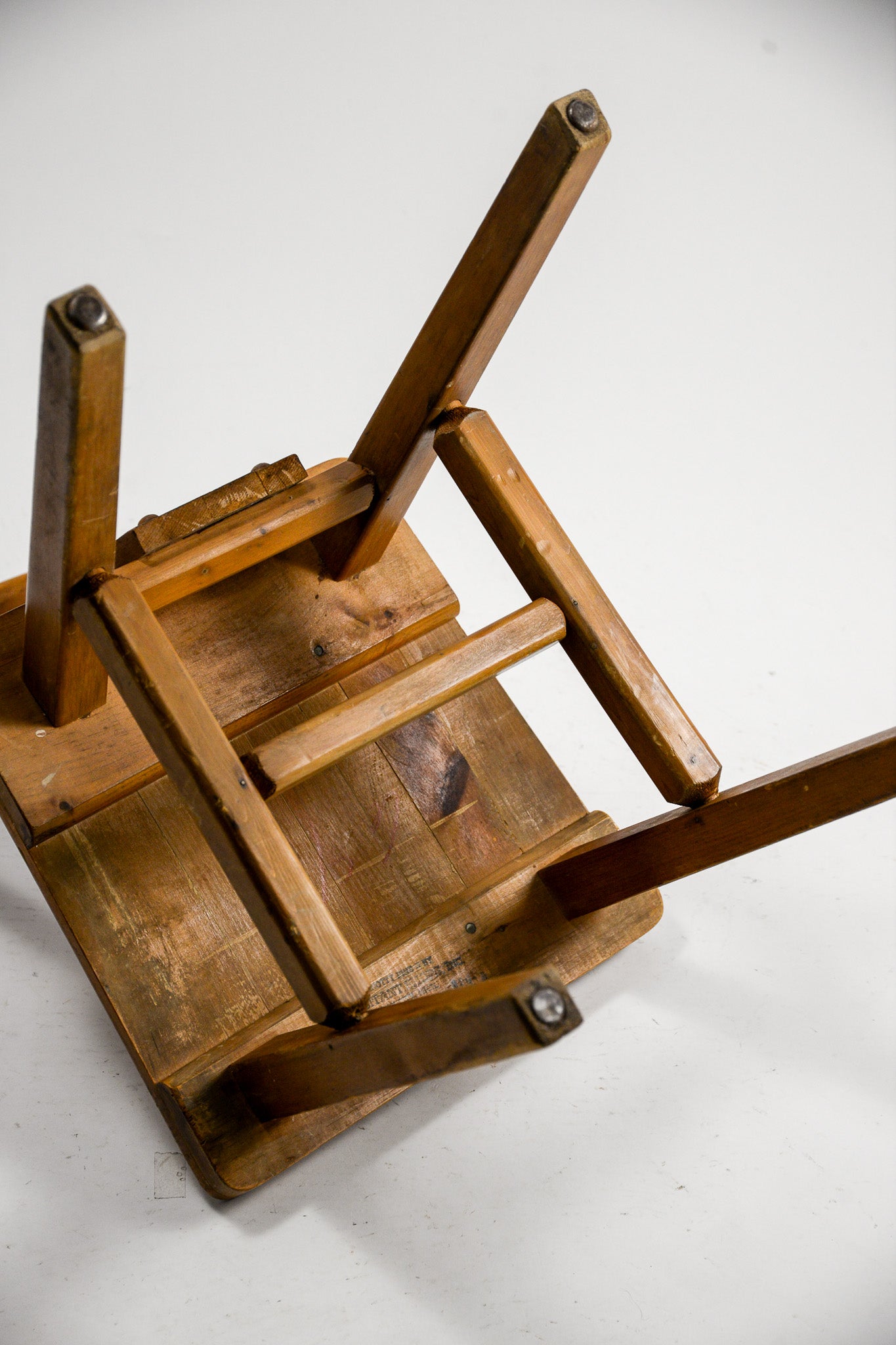 Wooden Chair / 木製チェア