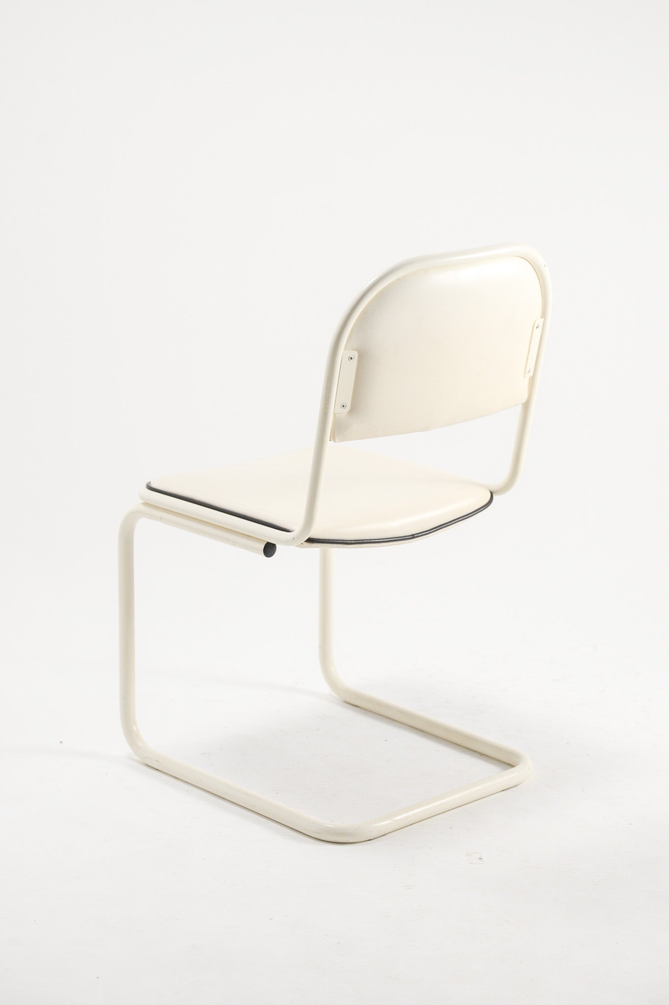 Cantilever Chair / カンチレバーチェア