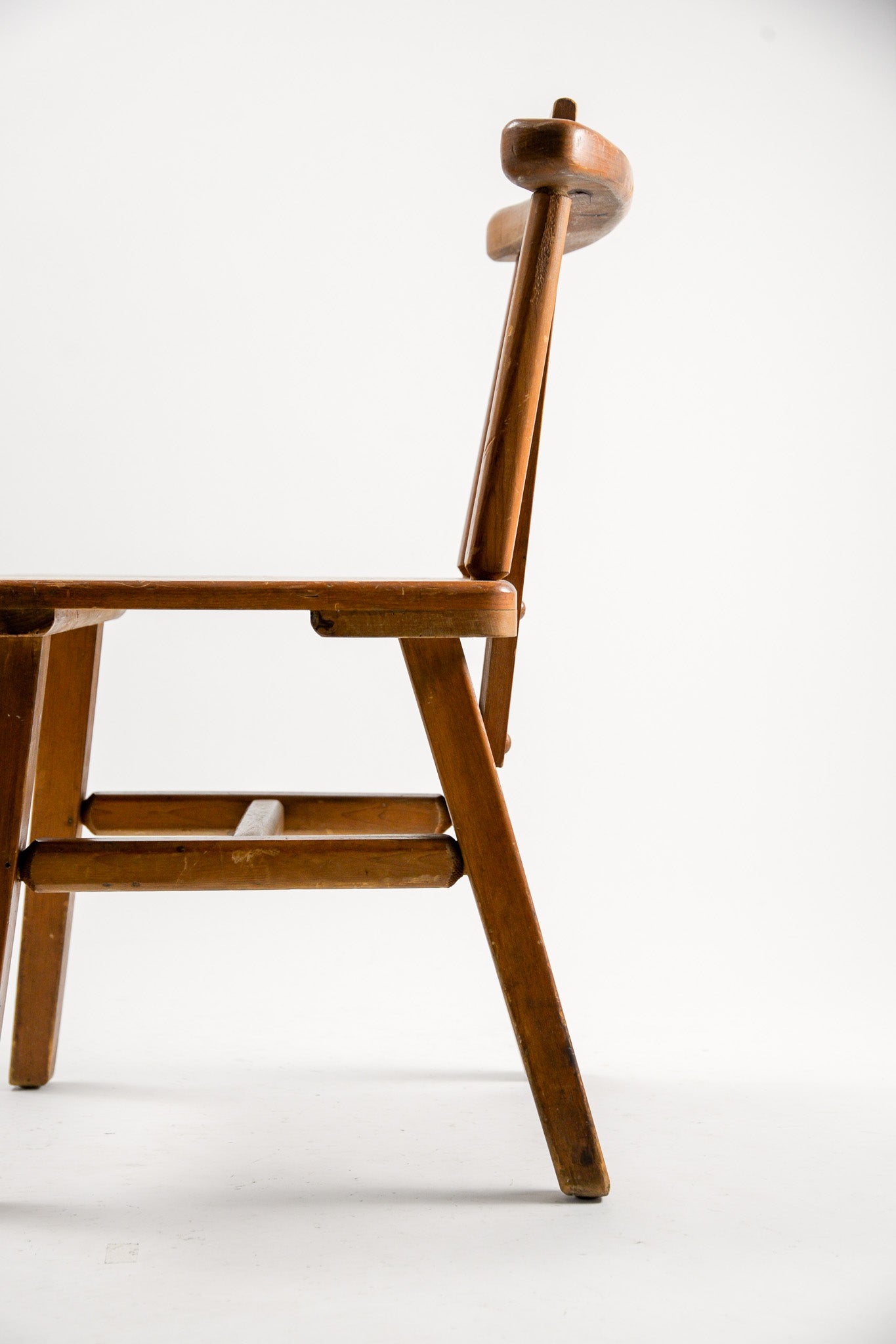 Wooden Chair / 木製チェア