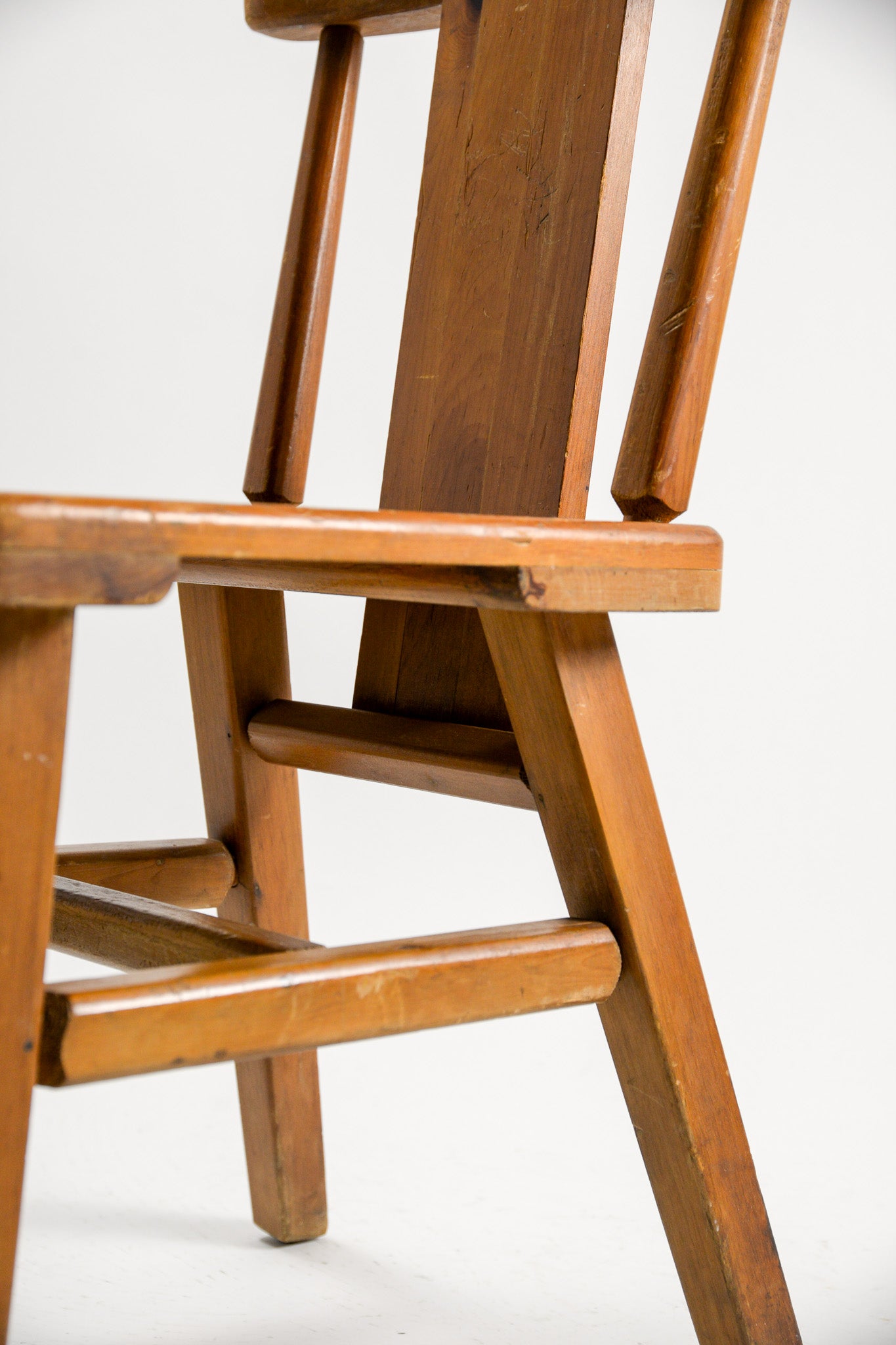 Wooden Chair / 木製チェア