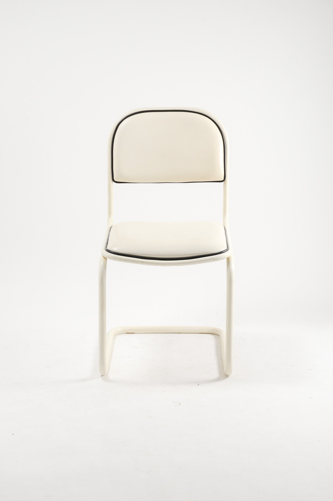 Cantilever Chair / カンチレバーチェア