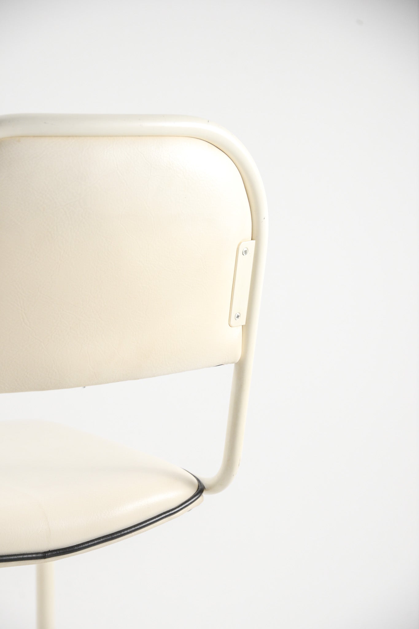 Cantilever Chair / カンチレバーチェア